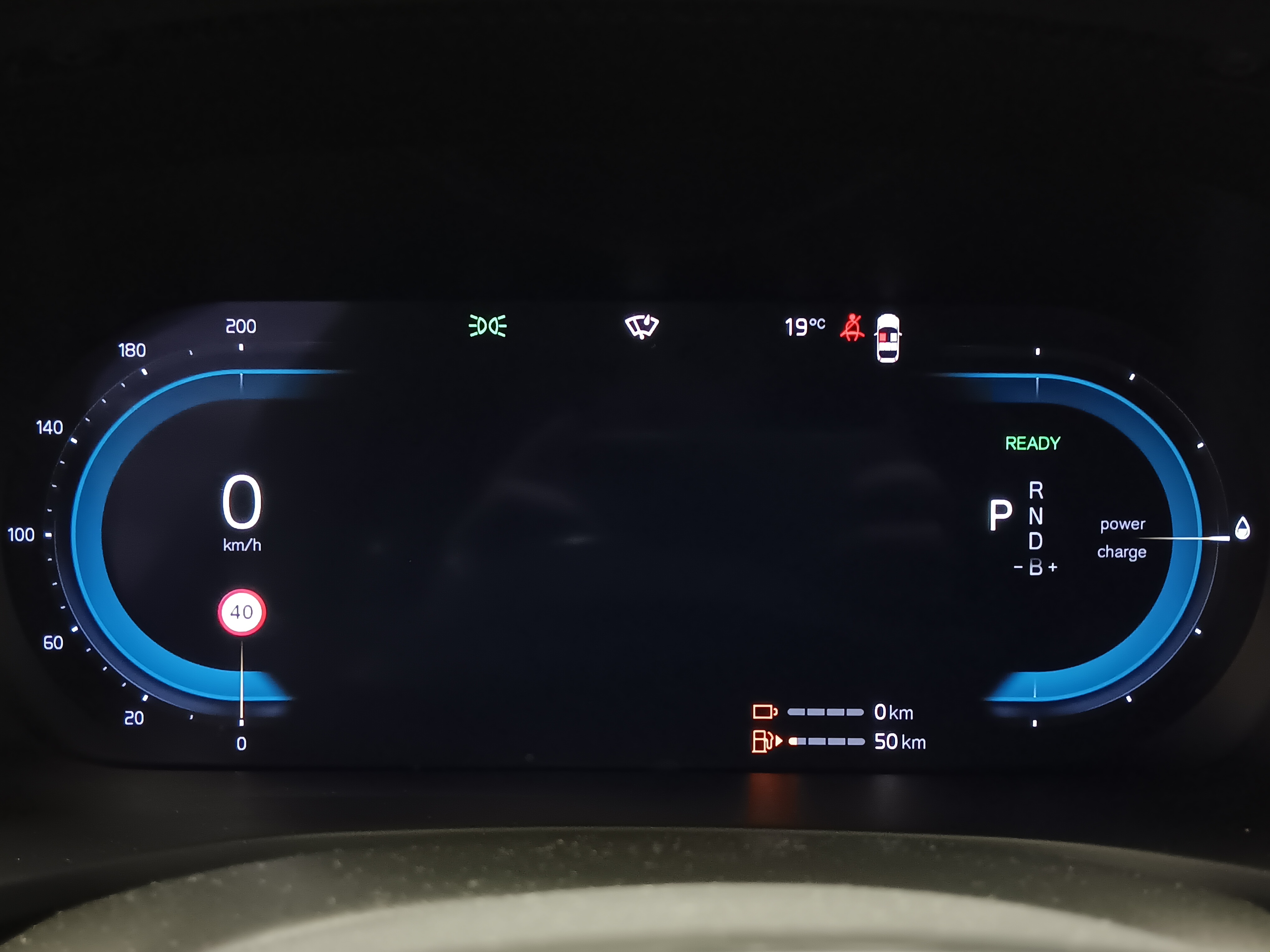 VOLVO V60 2023