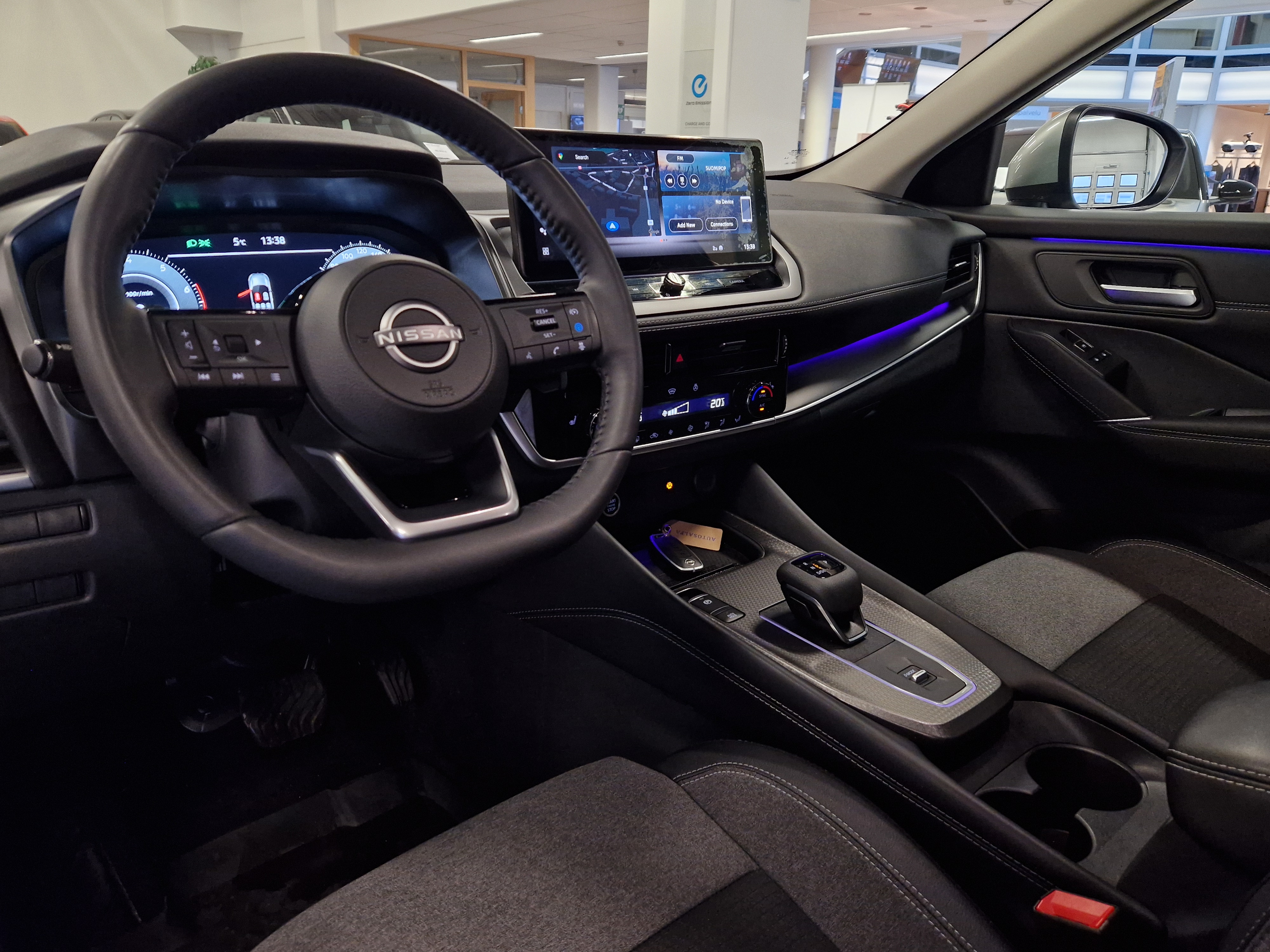 NISSAN Qashqai 2025