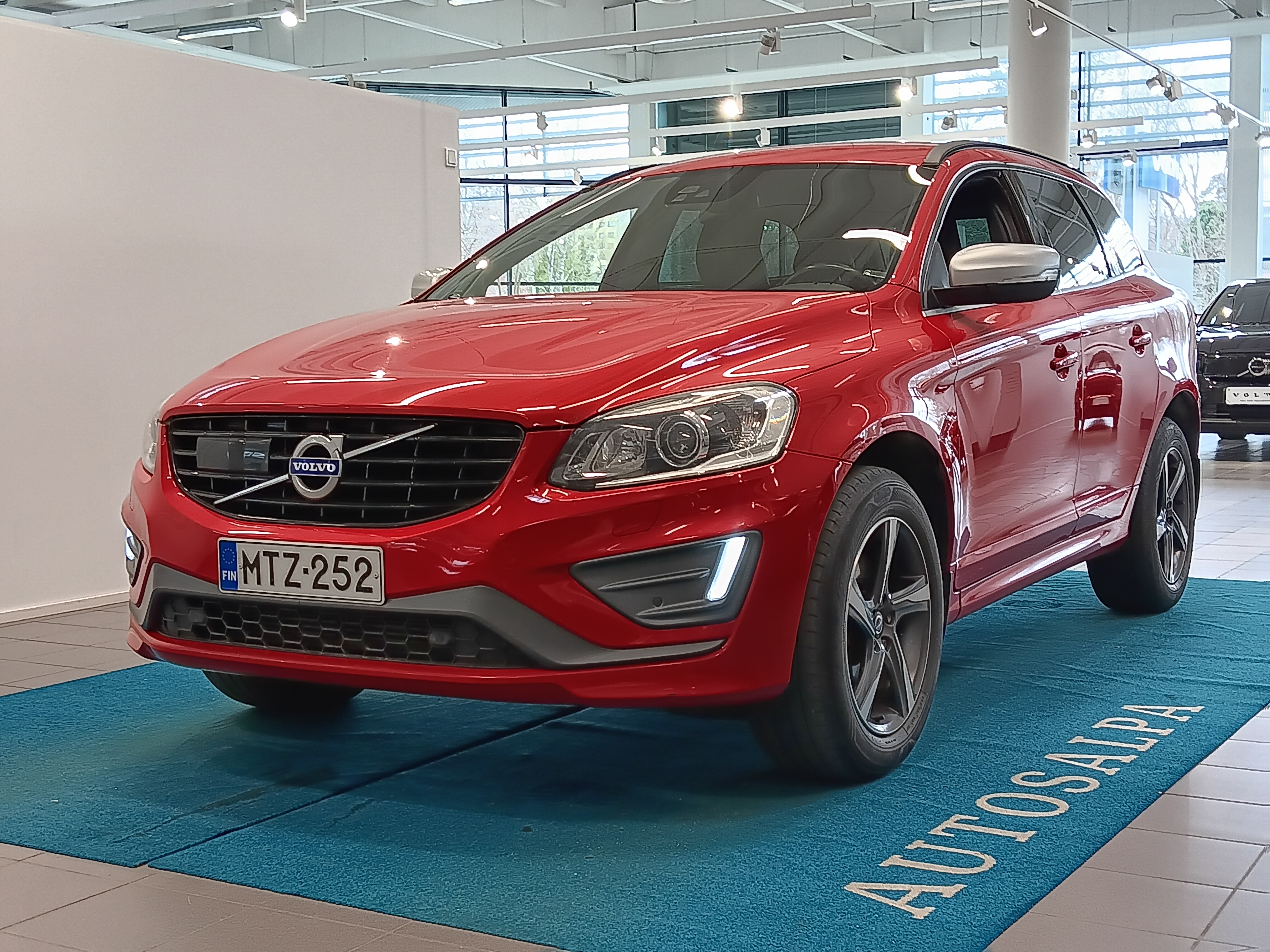 VOLVO XC60 2016