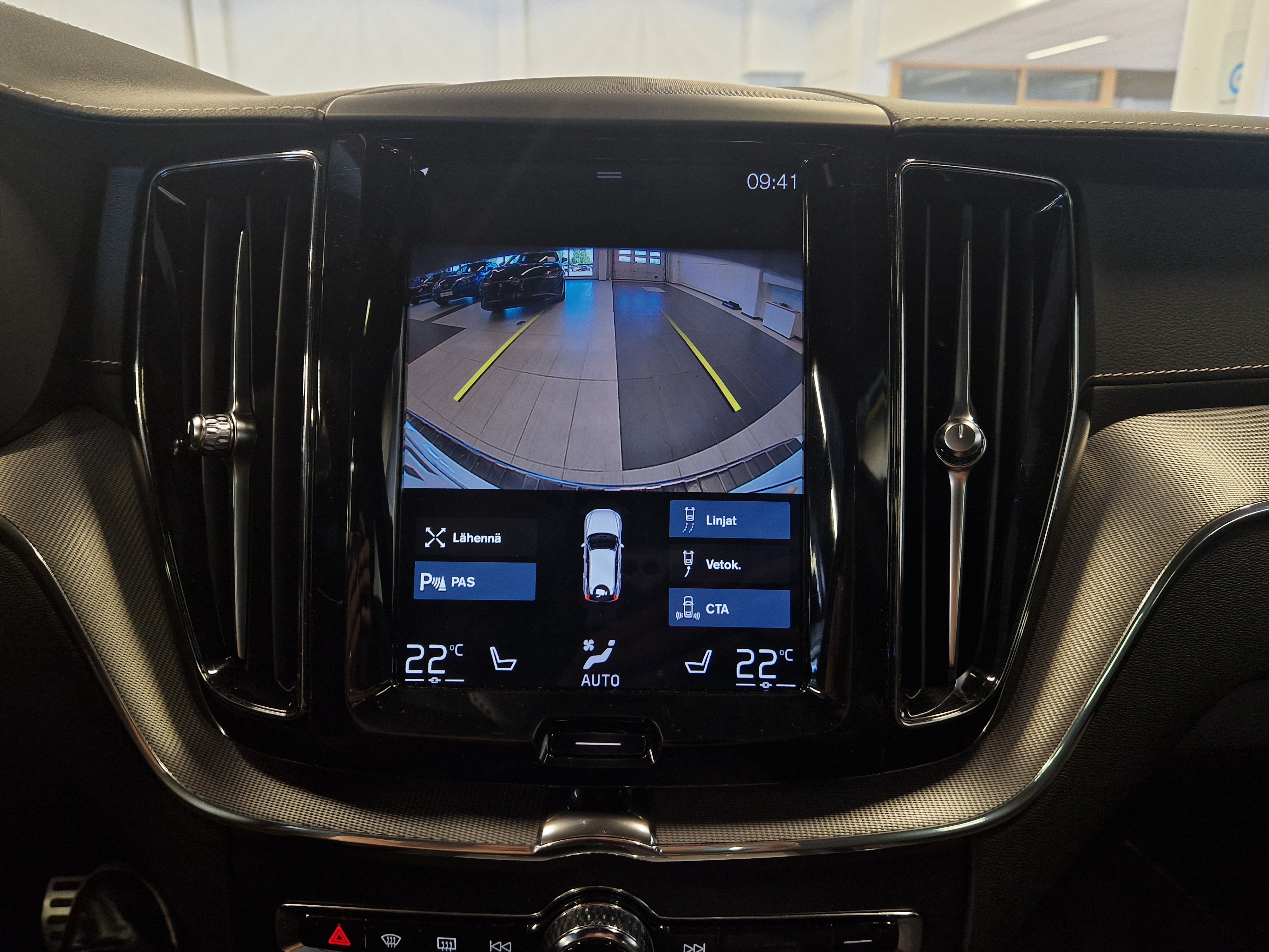 VOLVO XC60 2020
