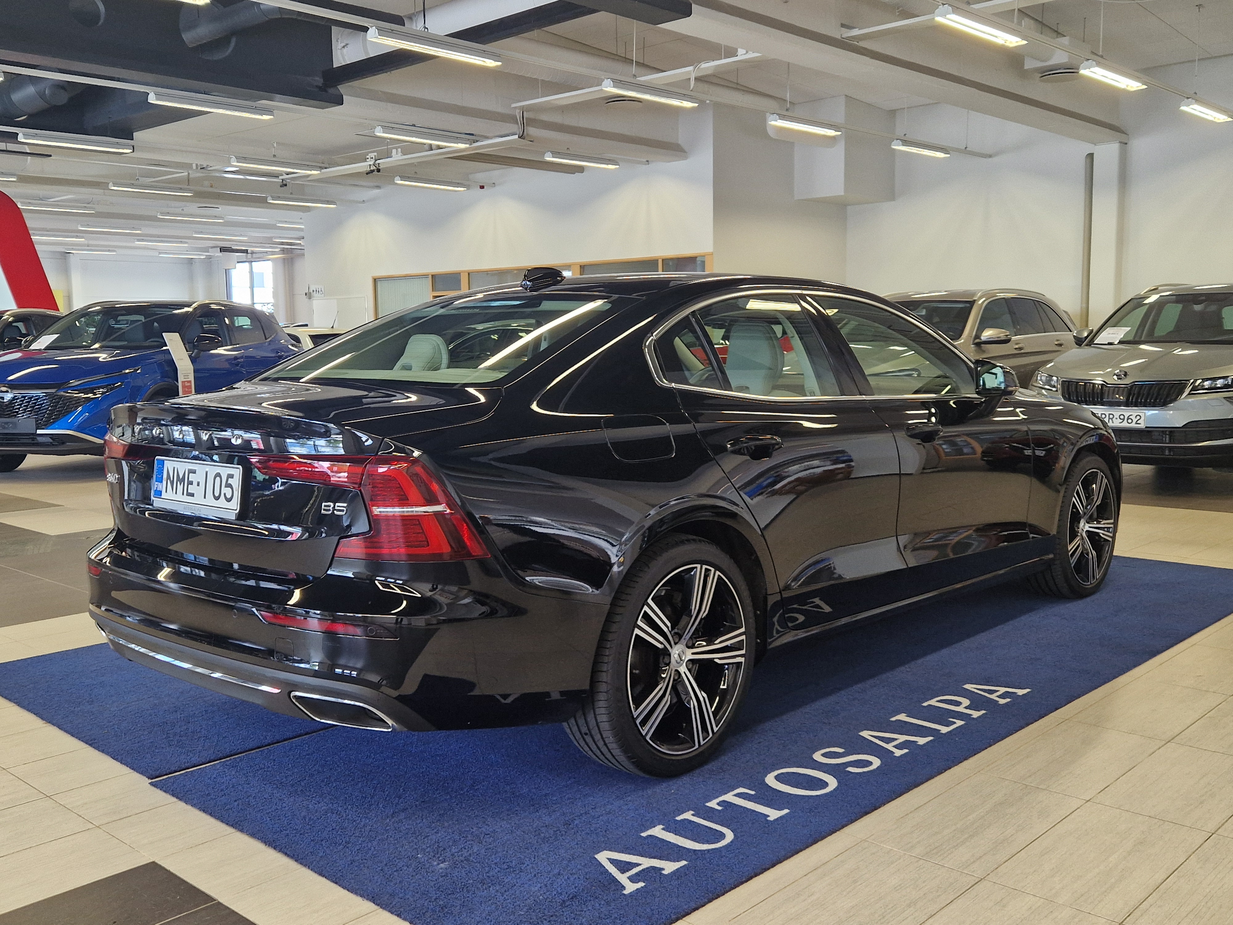 VOLVO S60 2021