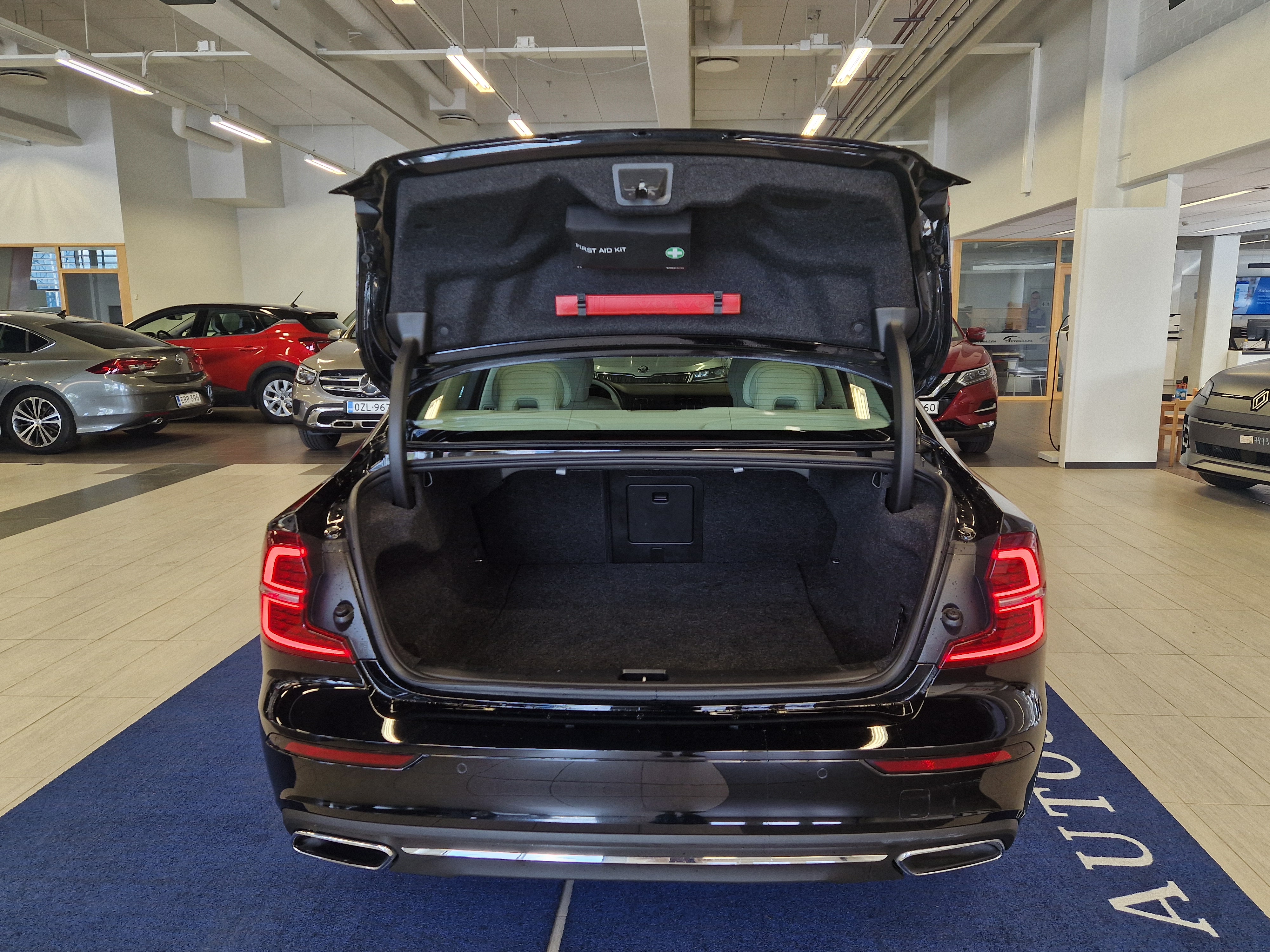 VOLVO S60 2021