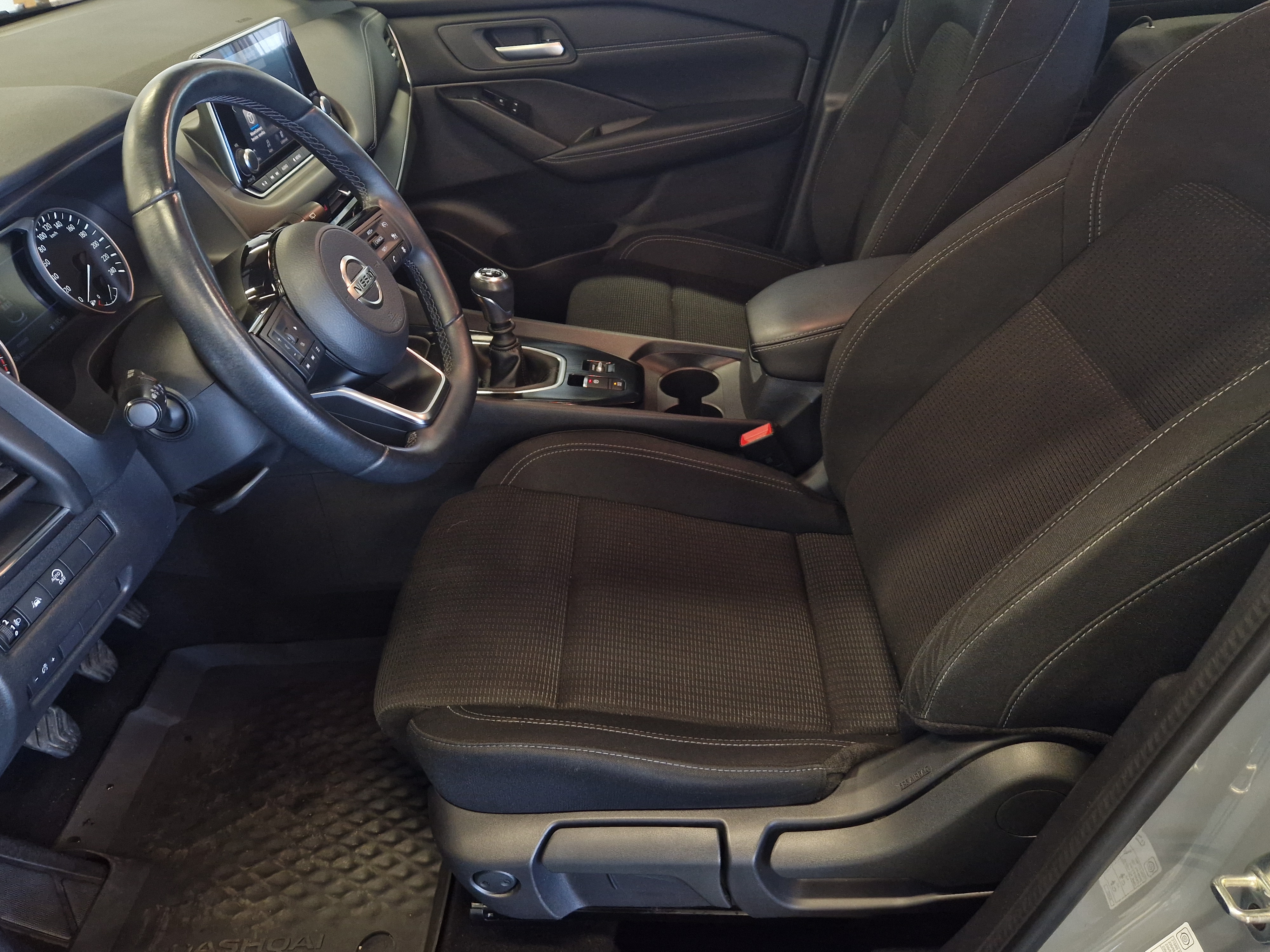 NISSAN Qashqai 2021