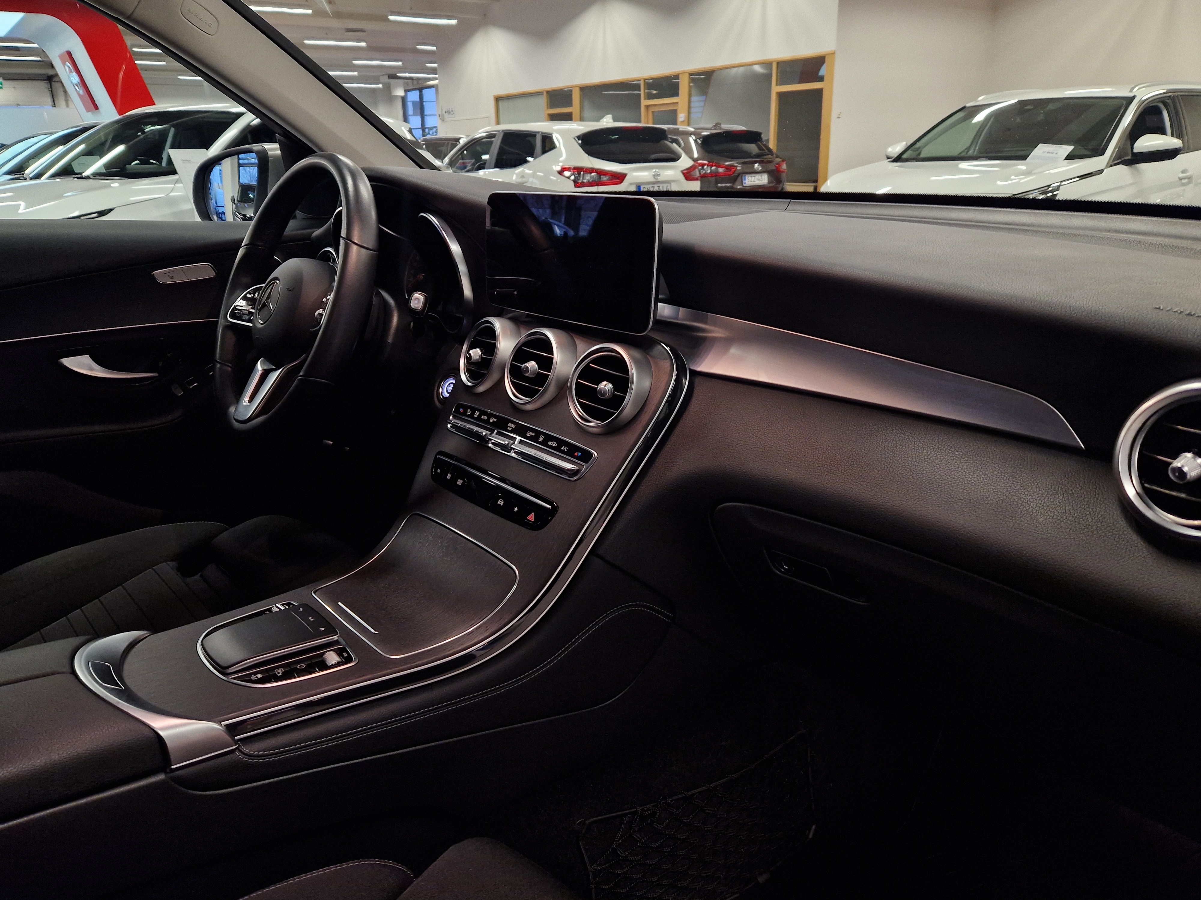 MERCEDES-BENZ GLC 2020