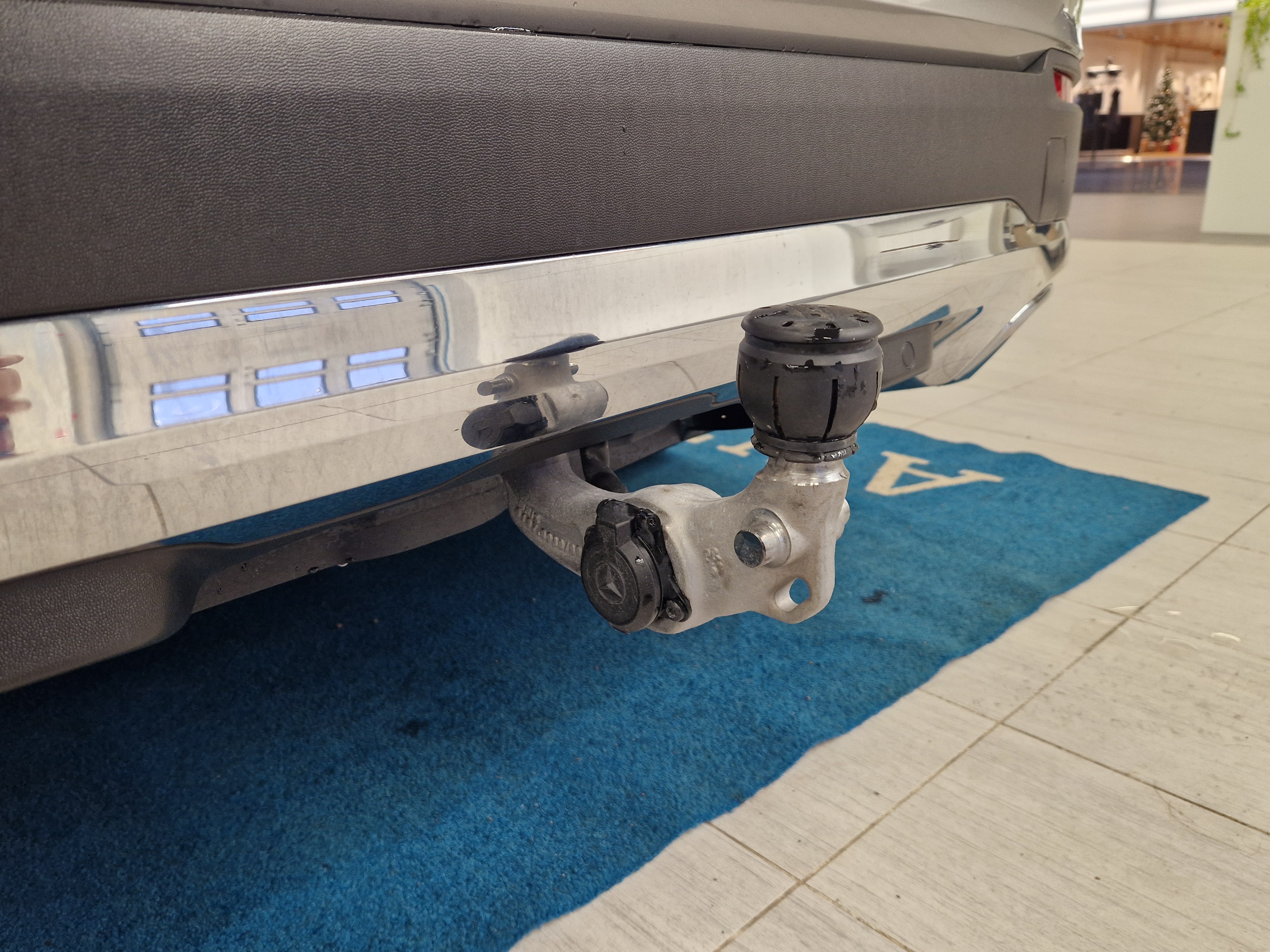 MERCEDES-BENZ GLC 2020