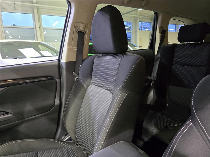 MITSUBISHI Outlander PHEV 2020