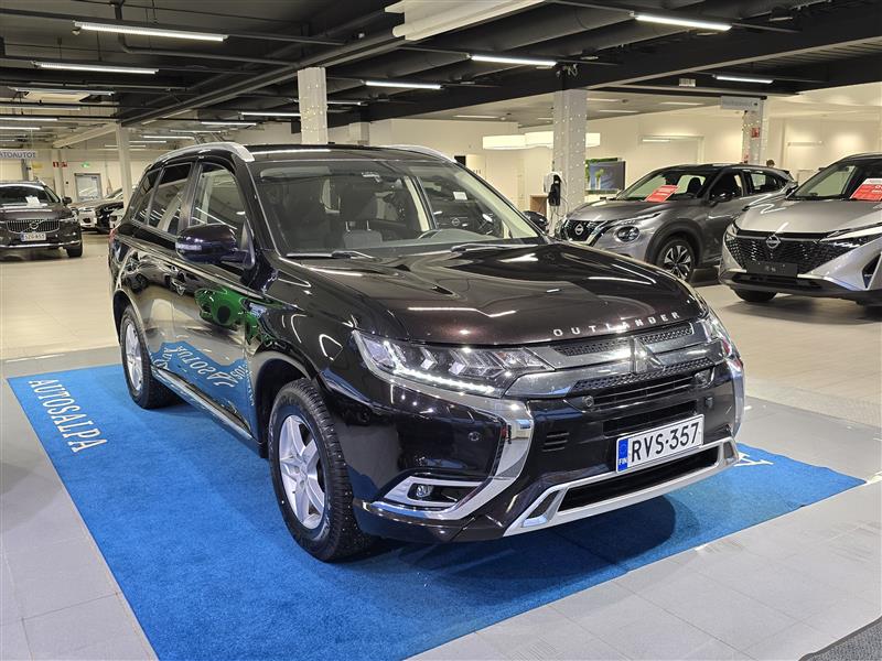 MITSUBISHI Outlander PHEV 2020