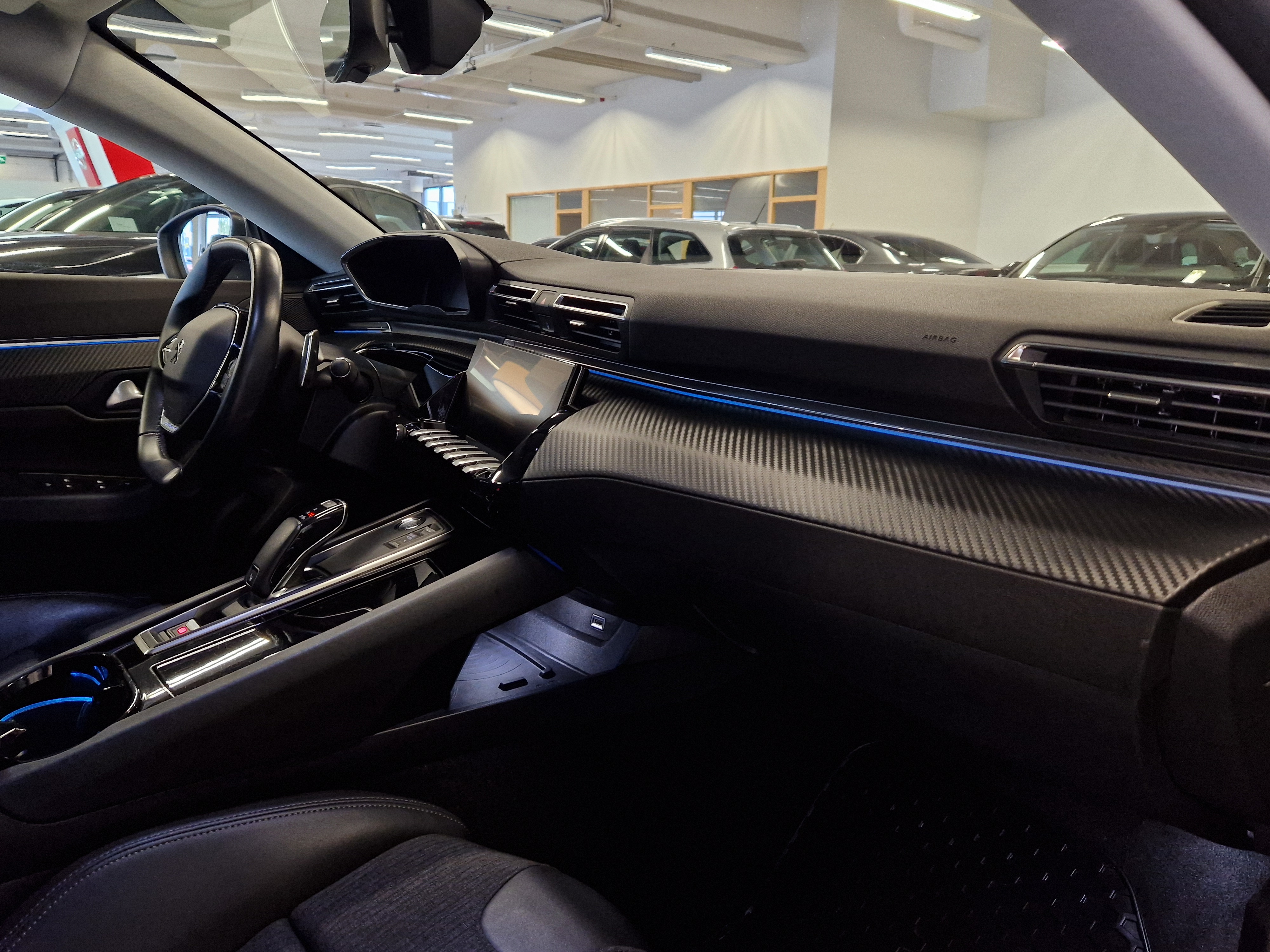 PEUGEOT 508 2021