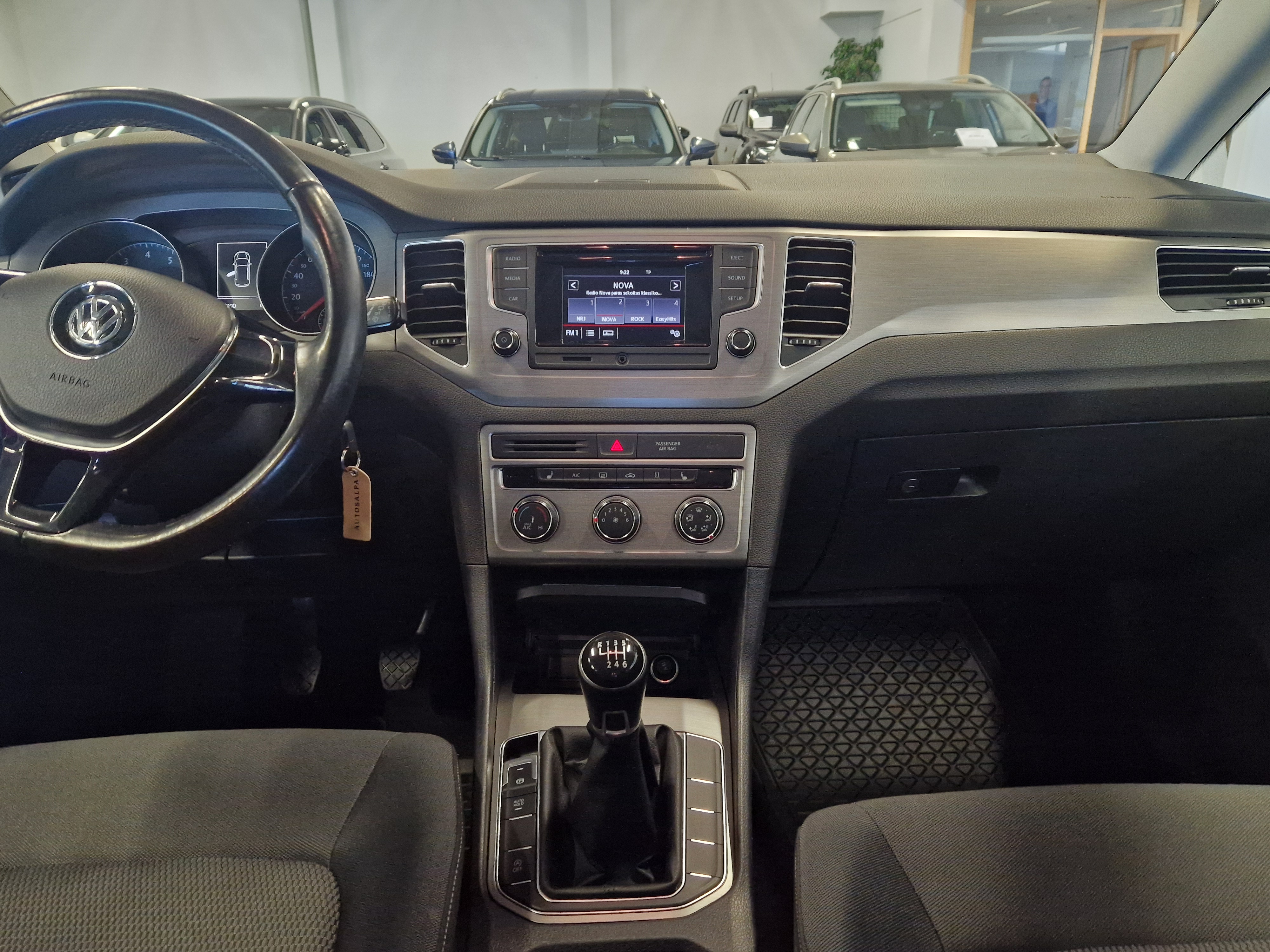 VOLKSWAGEN Golf Sportsvan 2015