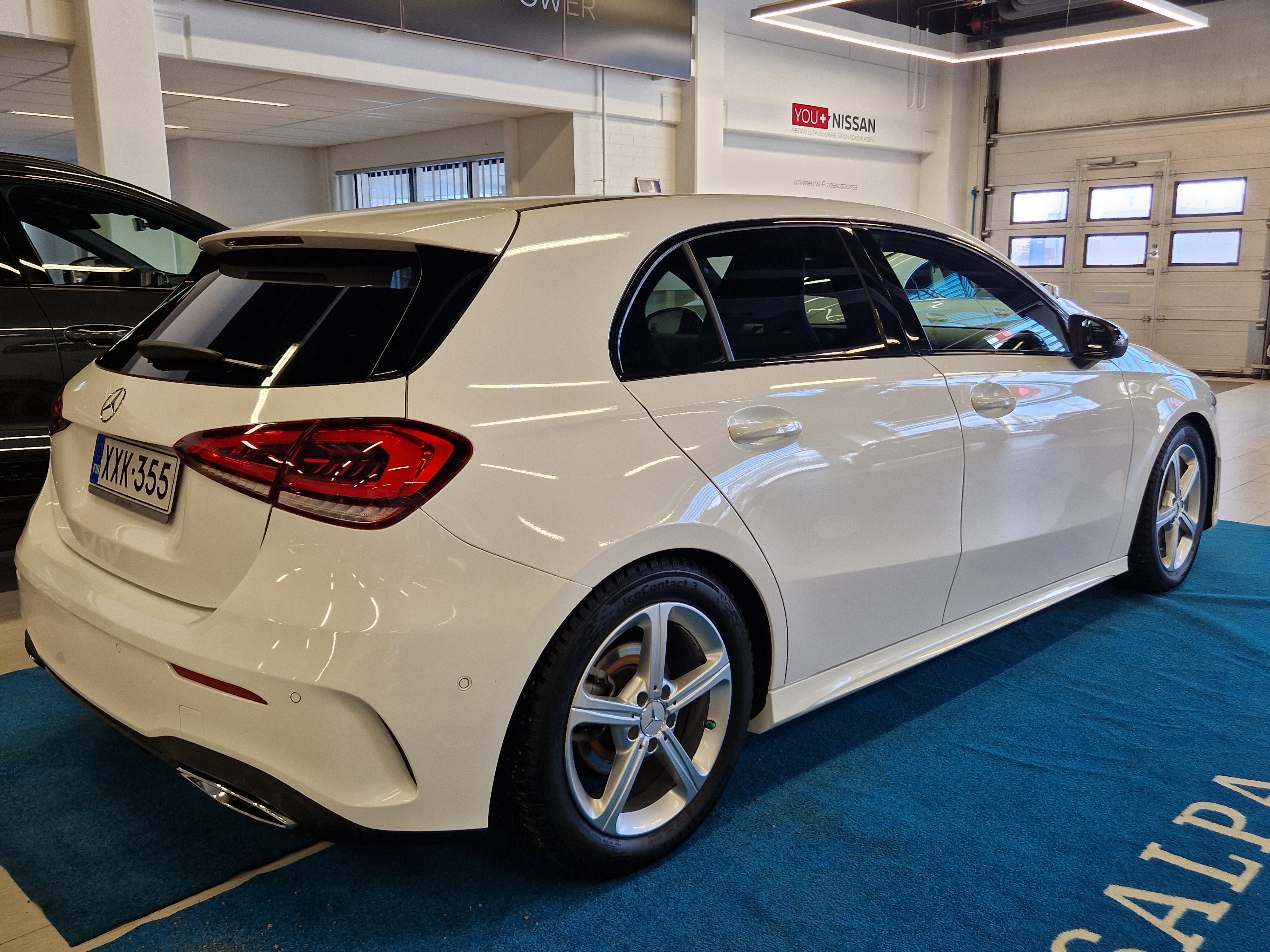 MERCEDES-BENZ A 2021