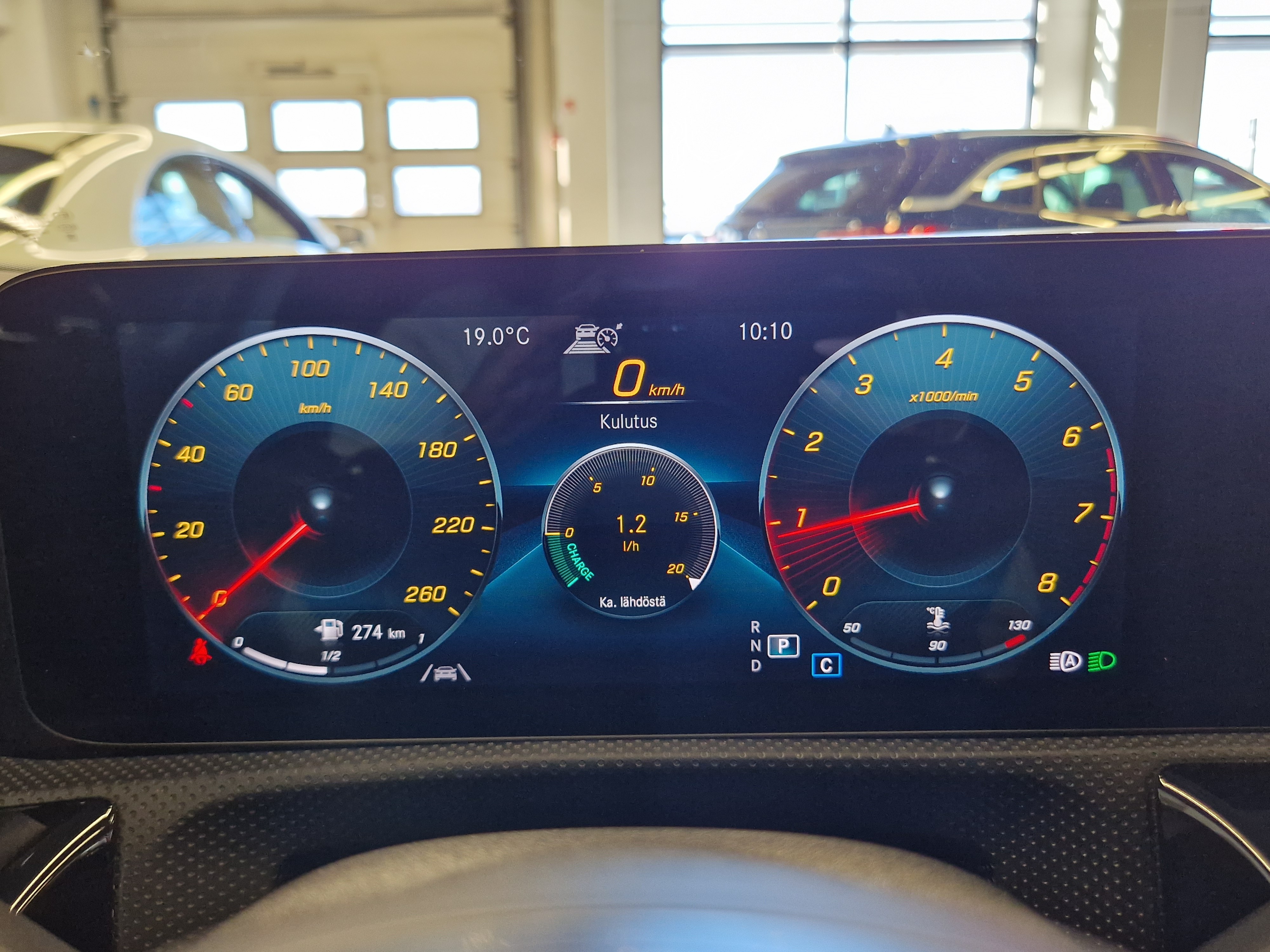 MERCEDES-BENZ A 2021