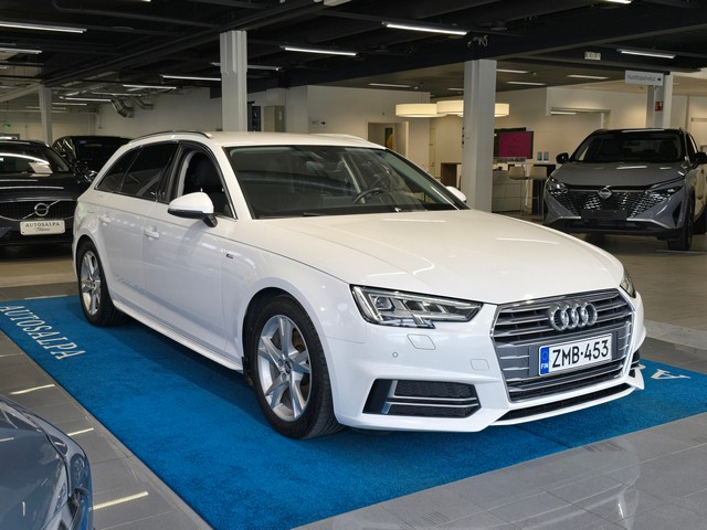AUDI A4 2018
