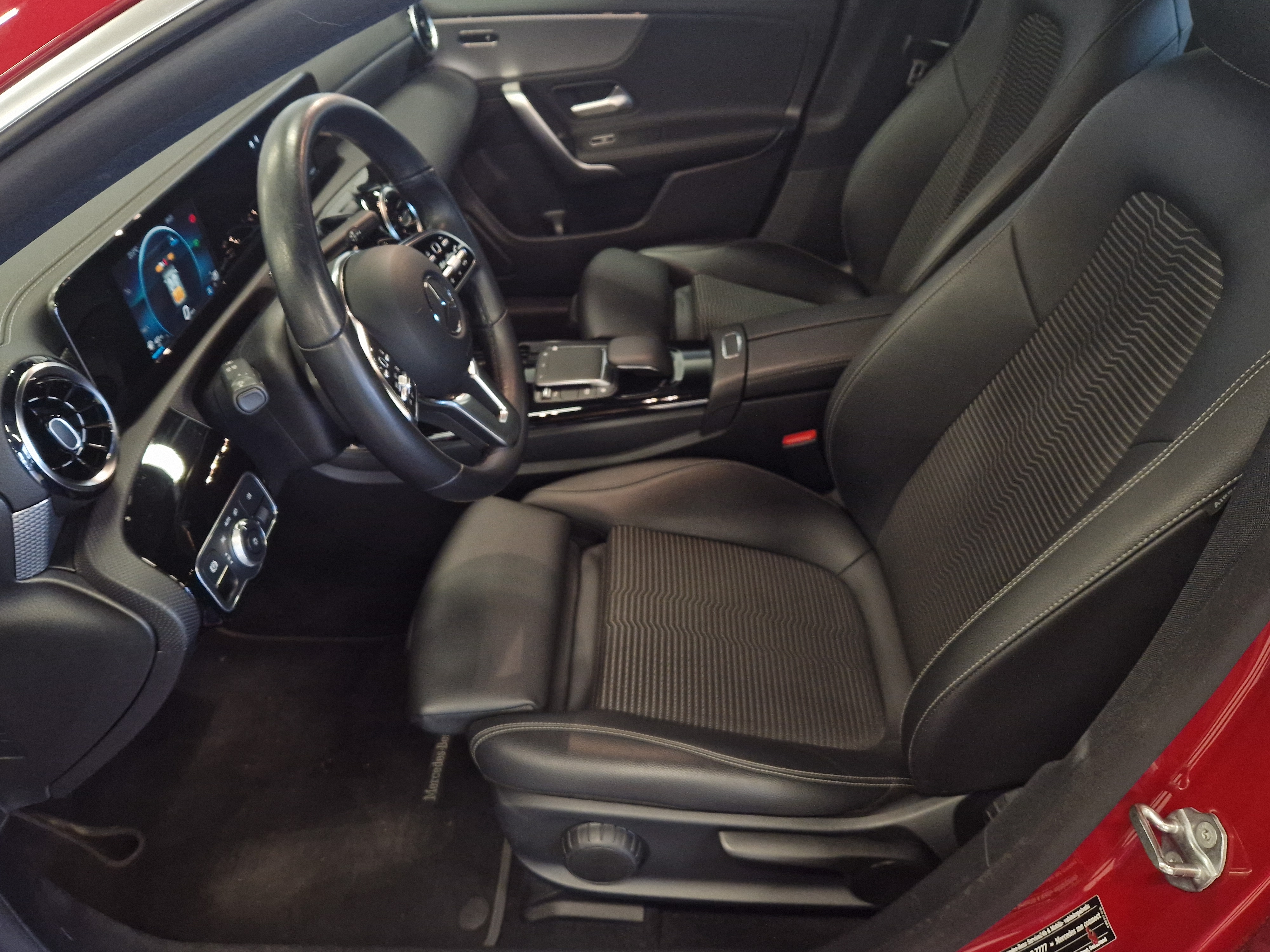 MERCEDES-BENZ CLA 2020
