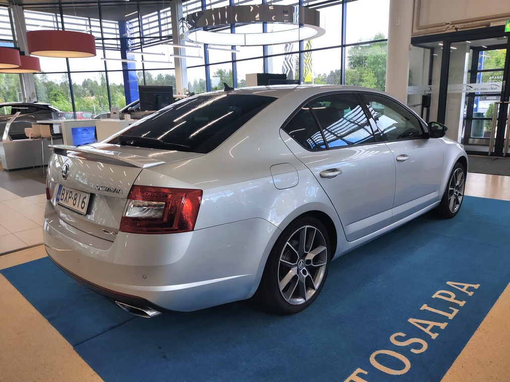 SKODA Octavia 2015