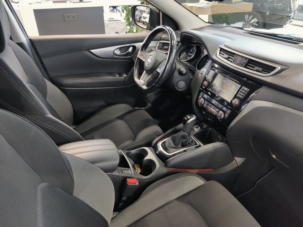 NISSAN Qashqai 2019