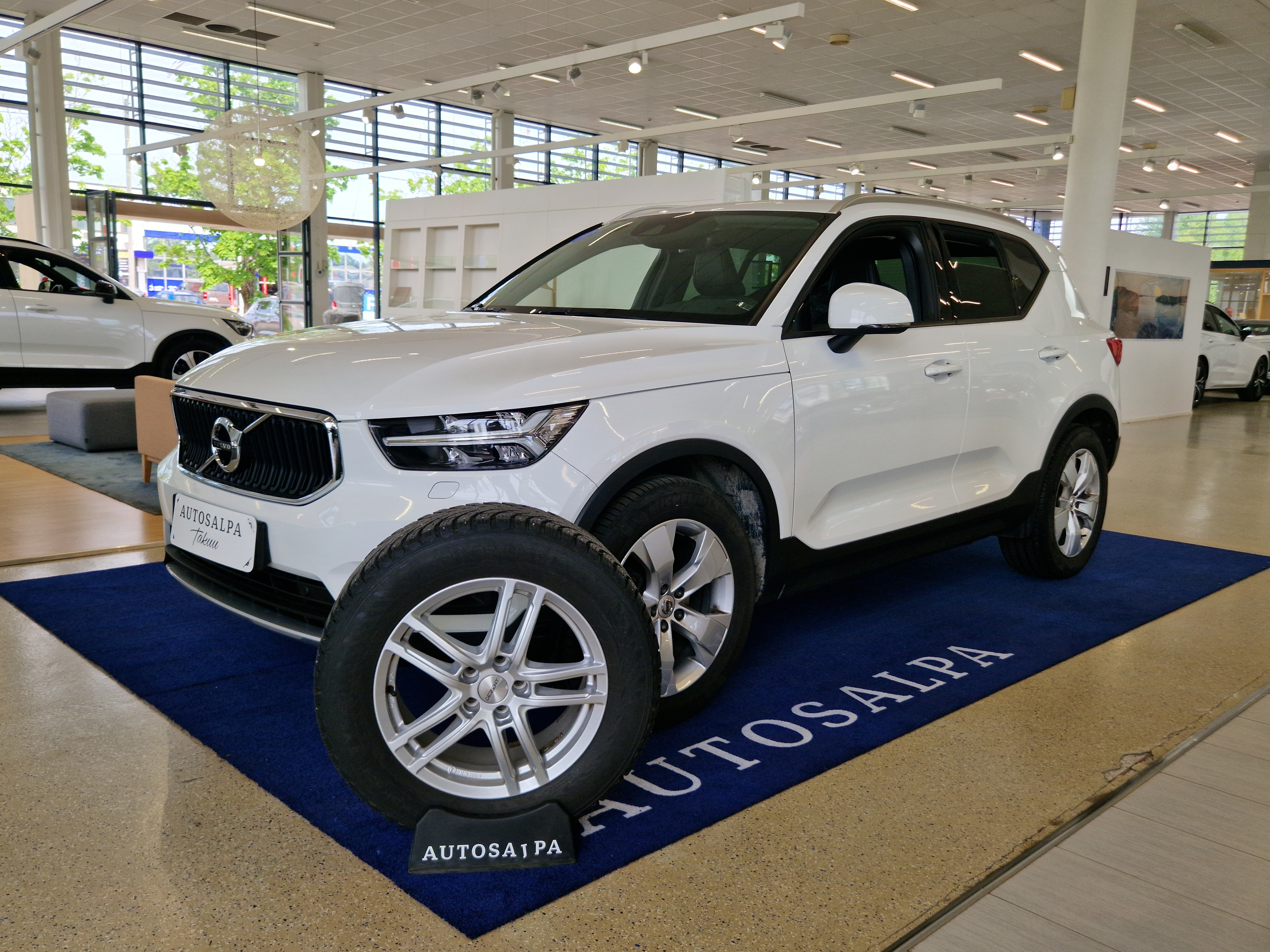 VOLVO XC40 2020