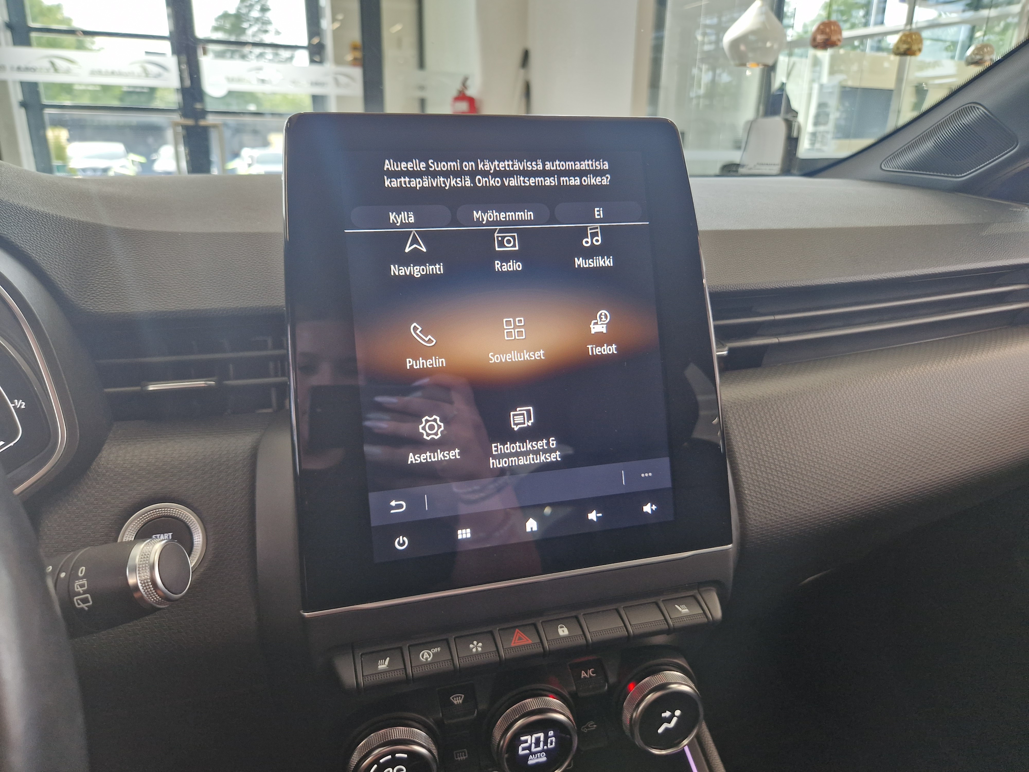 RENAULT Clio 2021