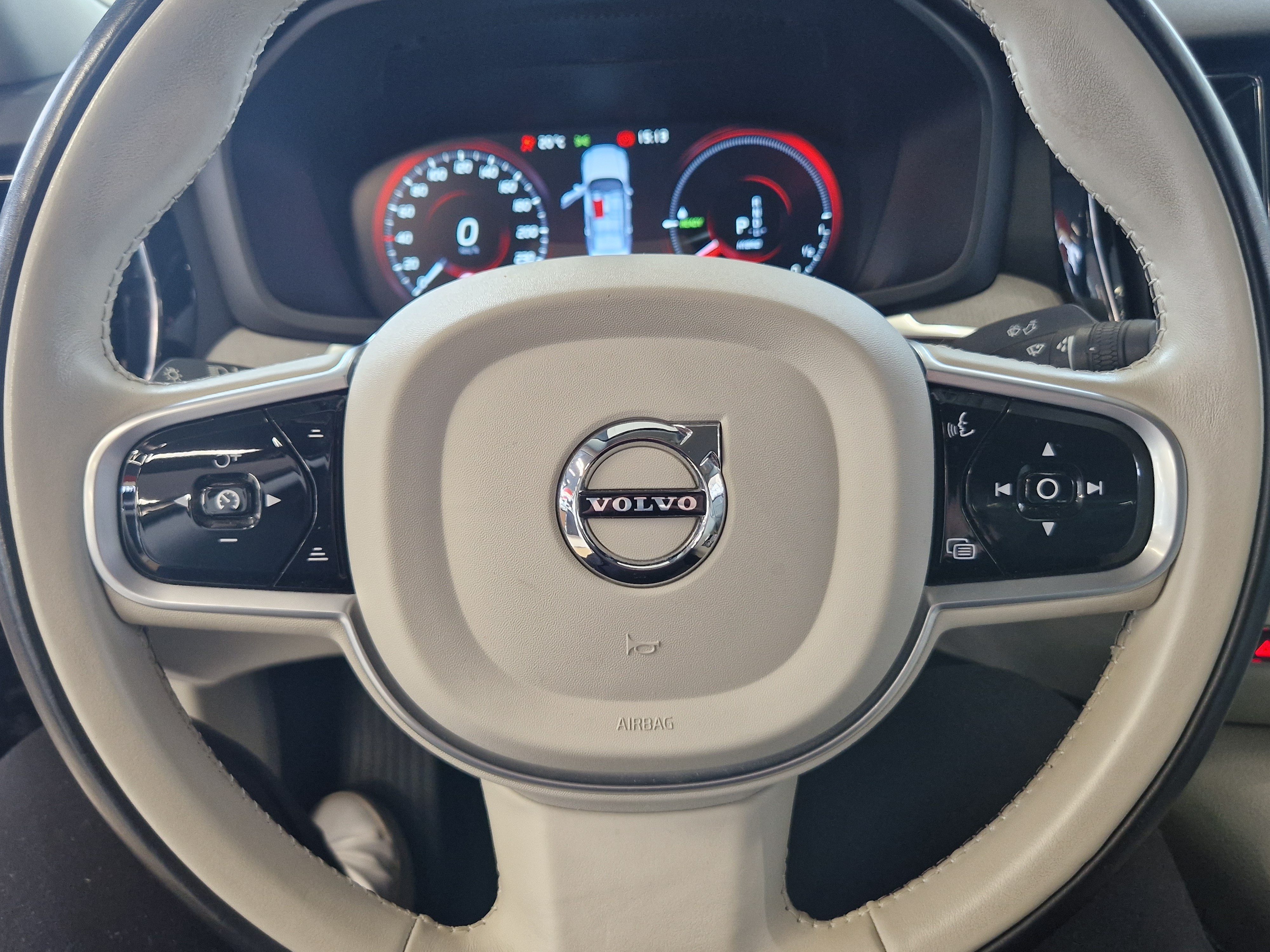 VOLVO S60 2021