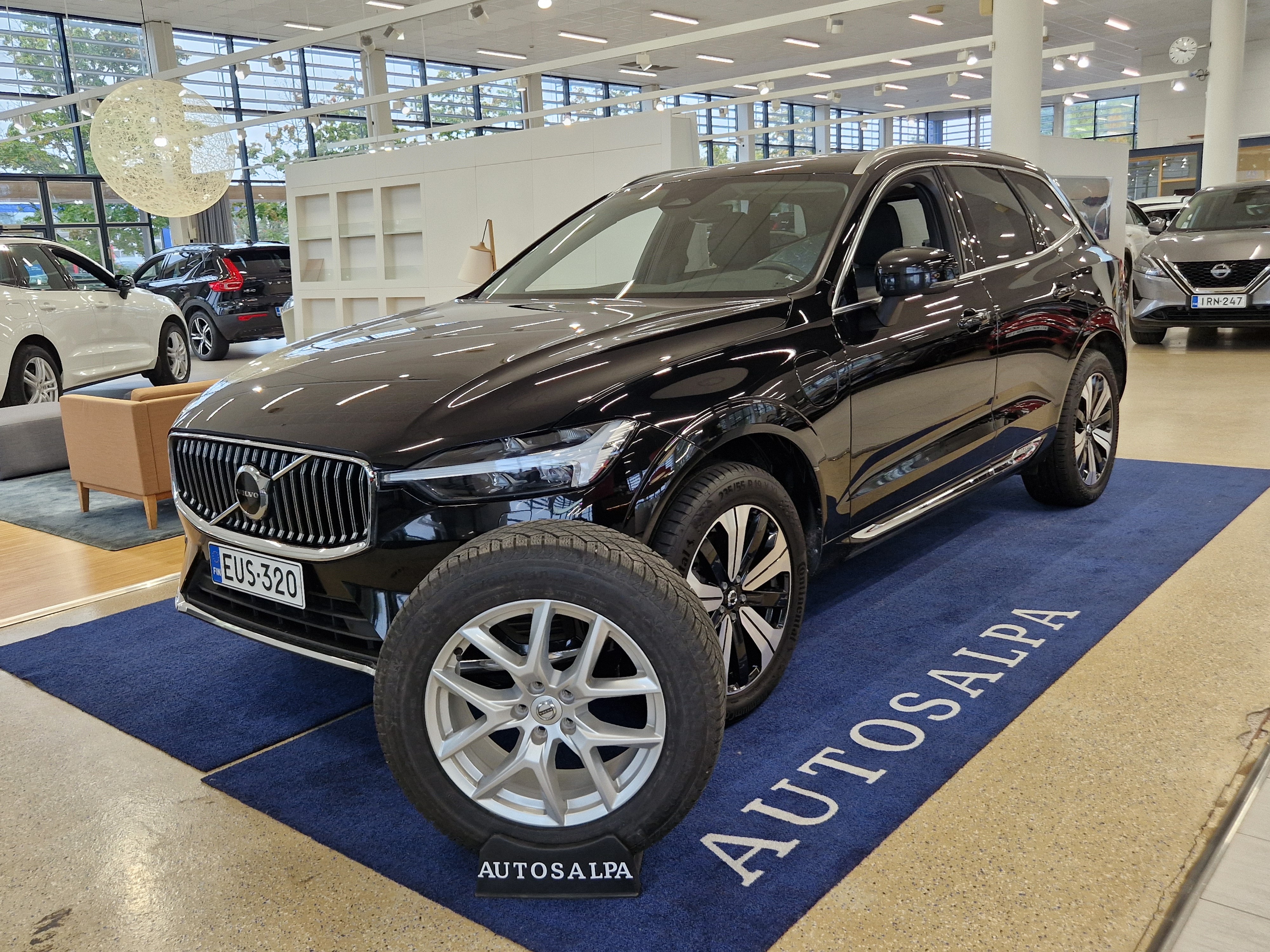 VOLVO XC60 2024