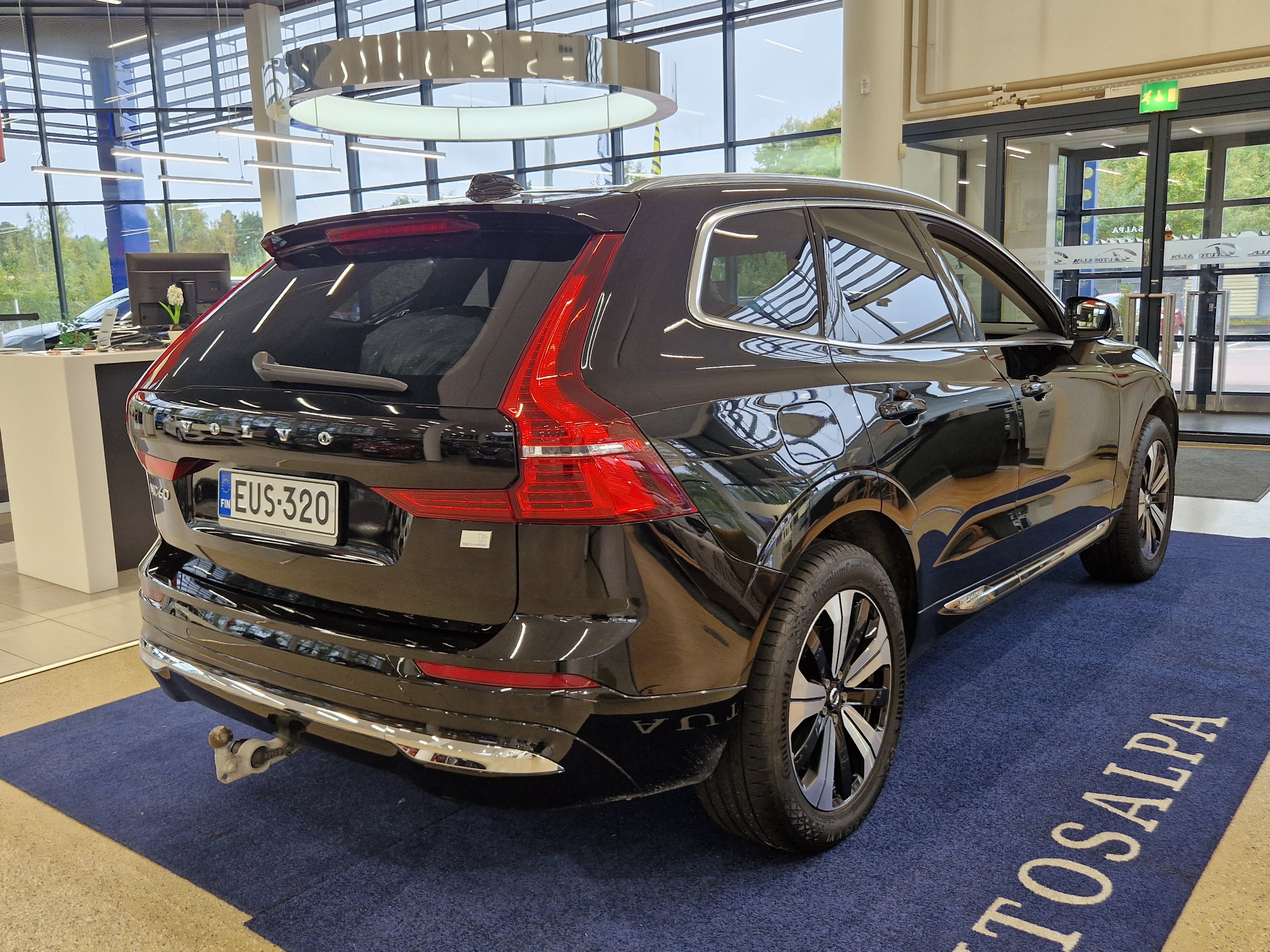 VOLVO XC60 2024