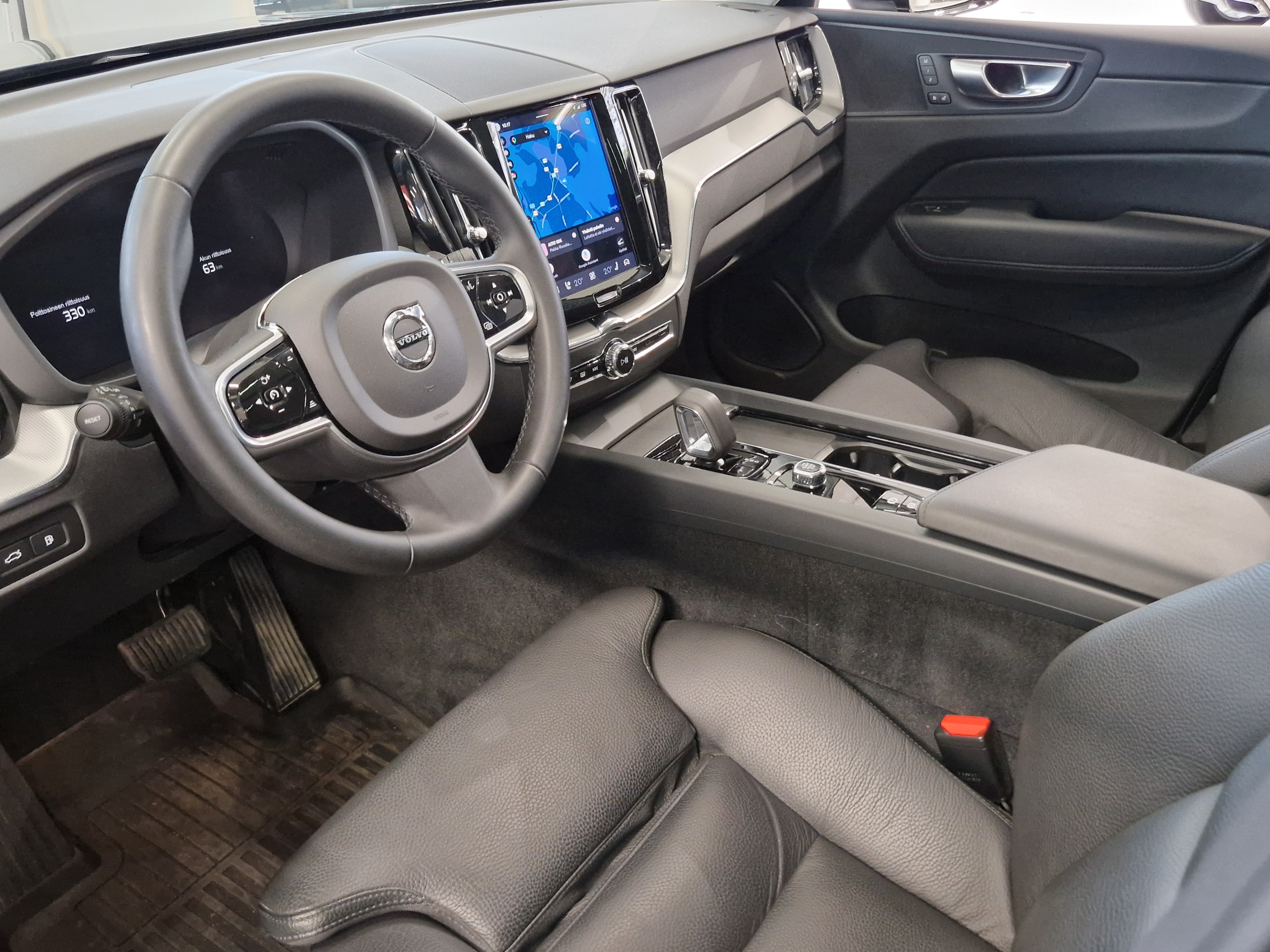 VOLVO XC60 2024