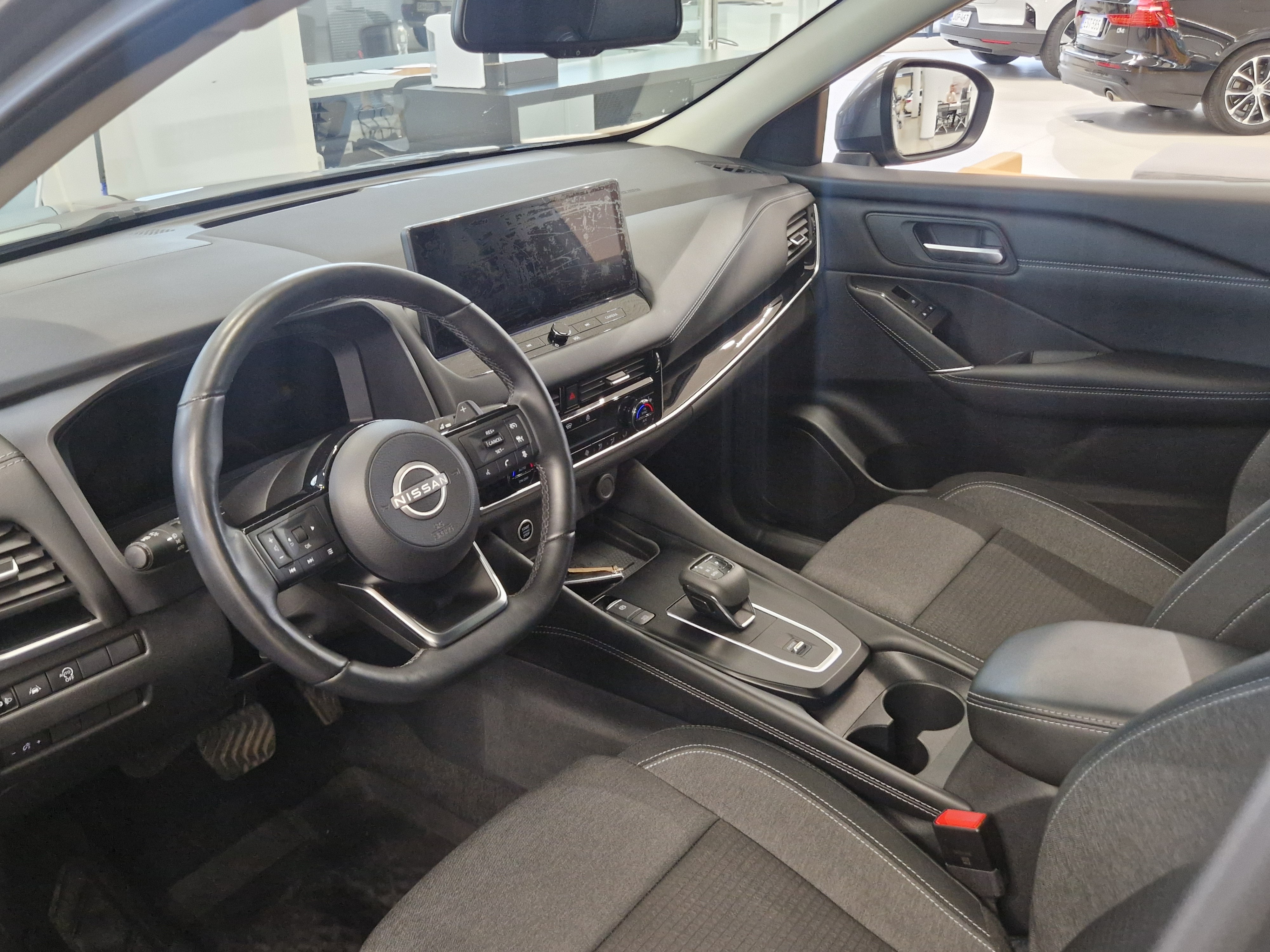 NISSAN Qashqai 2023