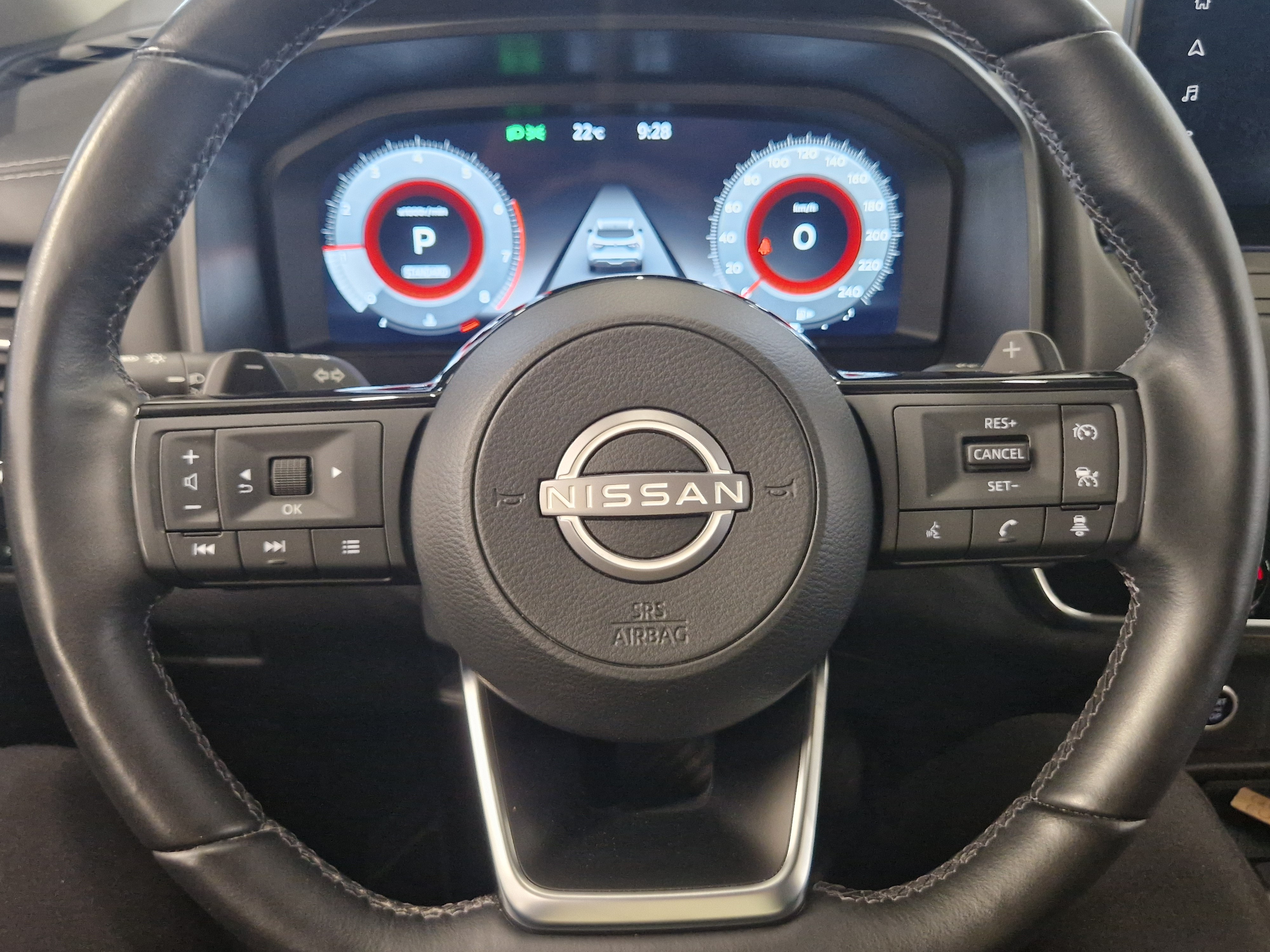 NISSAN Qashqai 2023