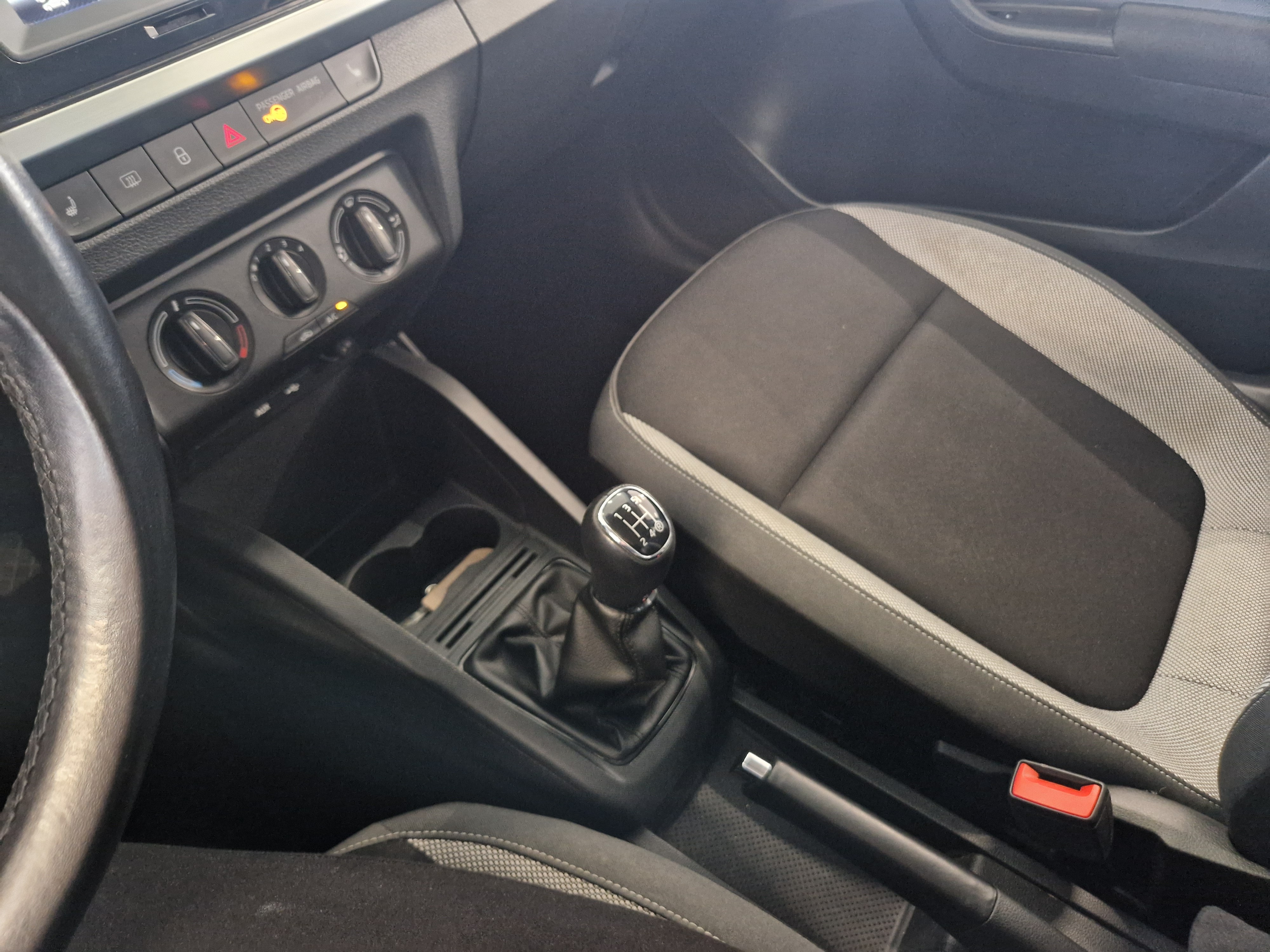 SKODA Fabia 2015