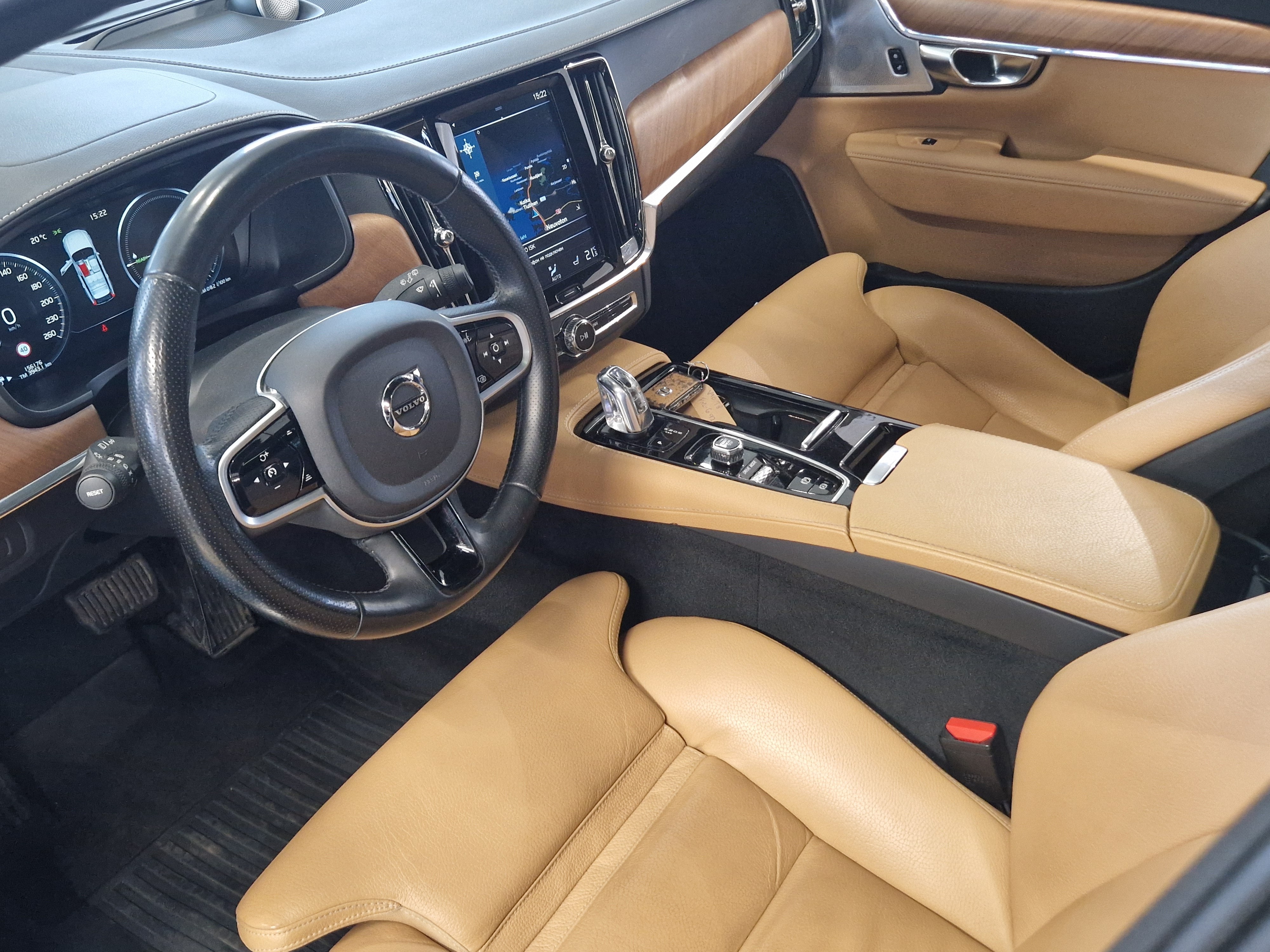 VOLVO V90 2019