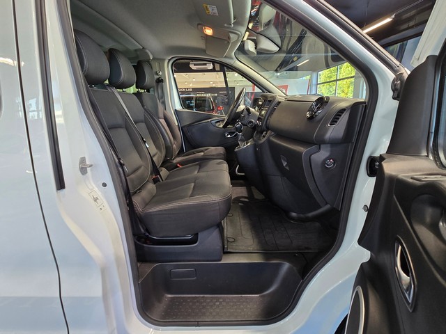 RENAULT Trafic Passenger 2020