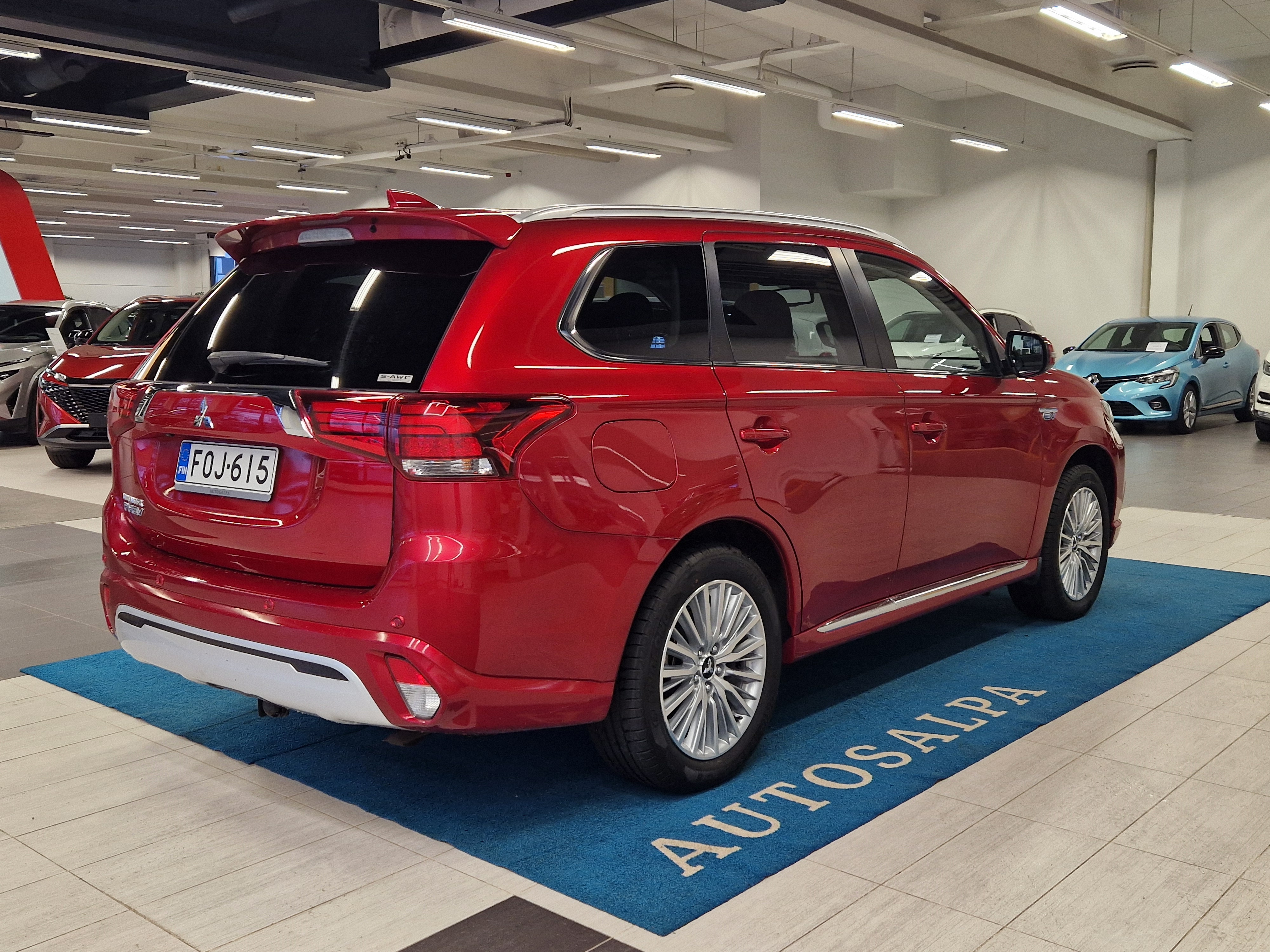 MITSUBISHI Outlander PHEV 2020