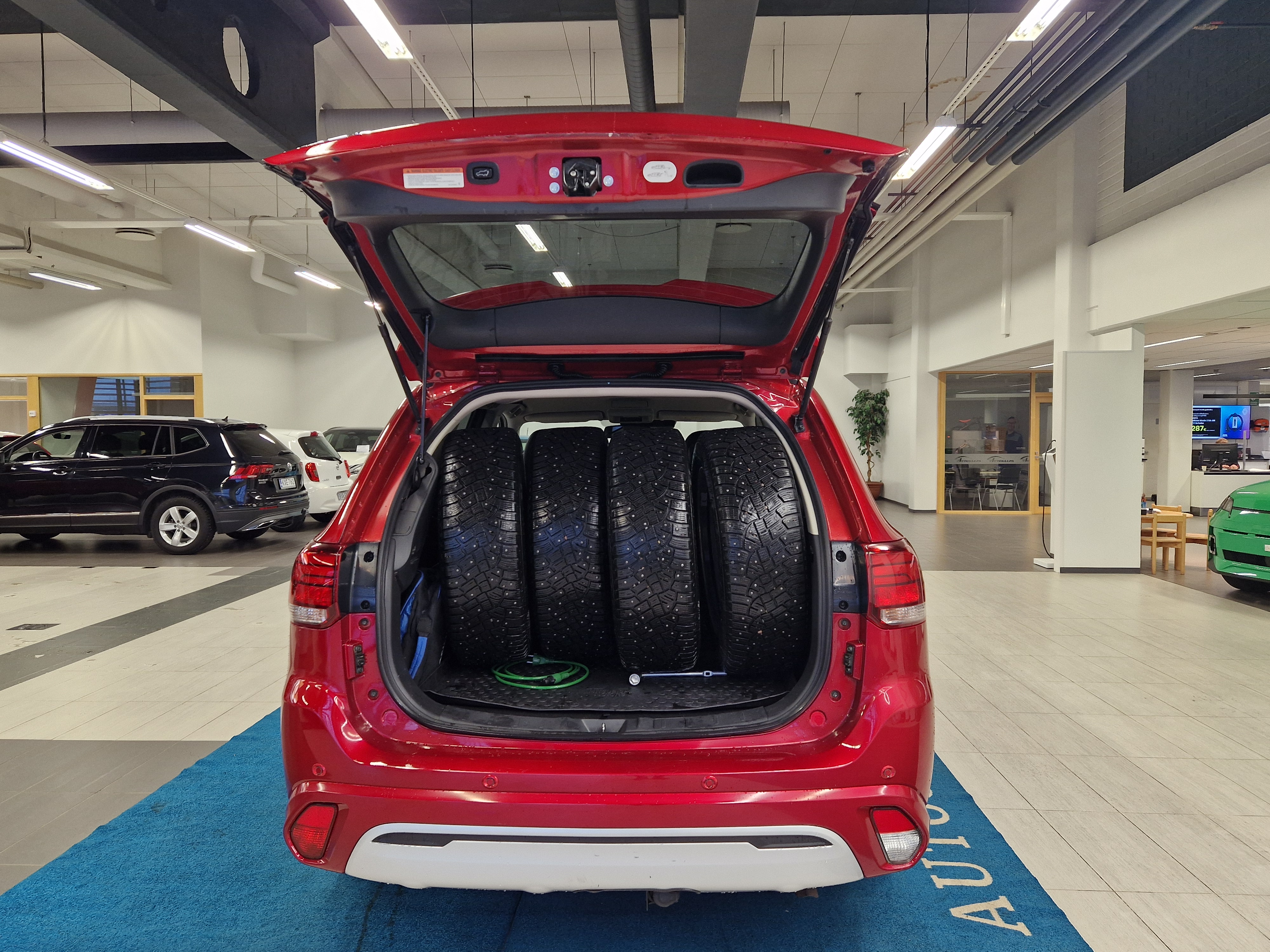 MITSUBISHI Outlander PHEV 2020