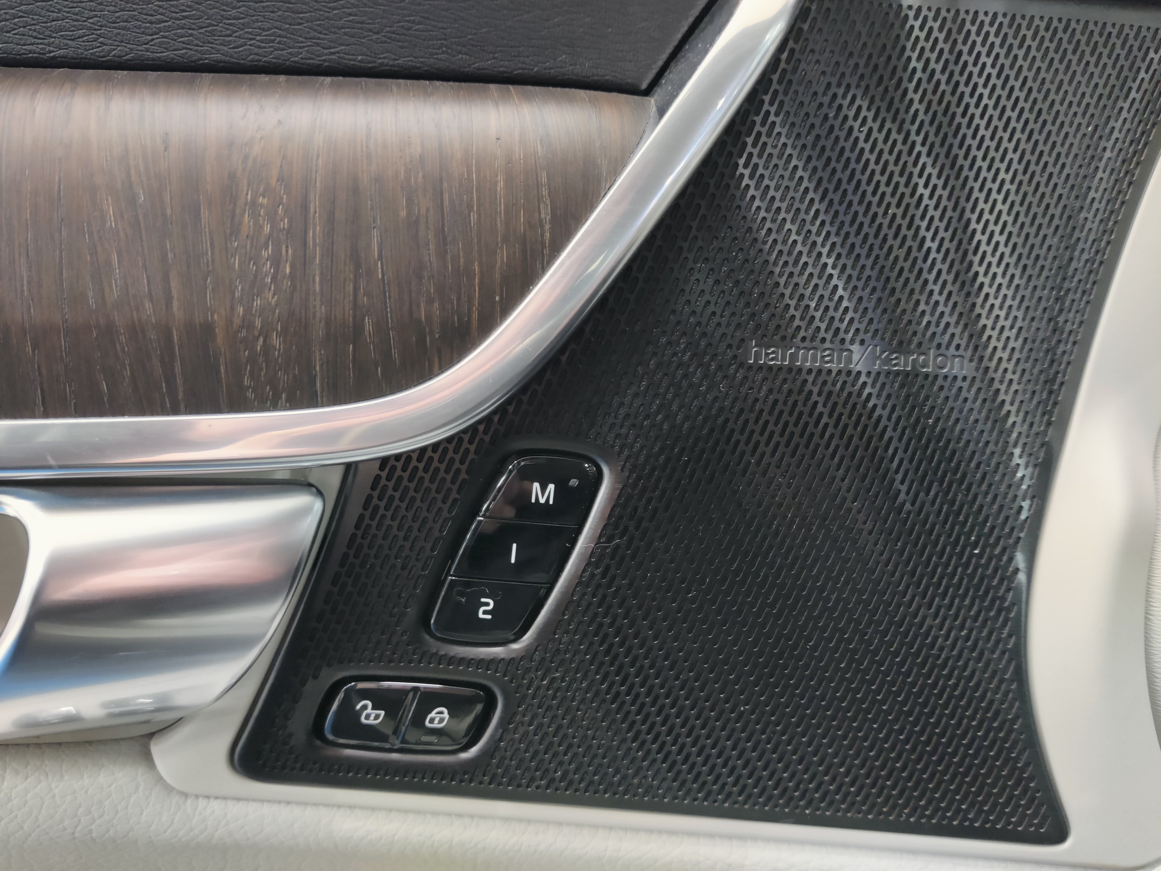 VOLVO V90 Cross Country 2021