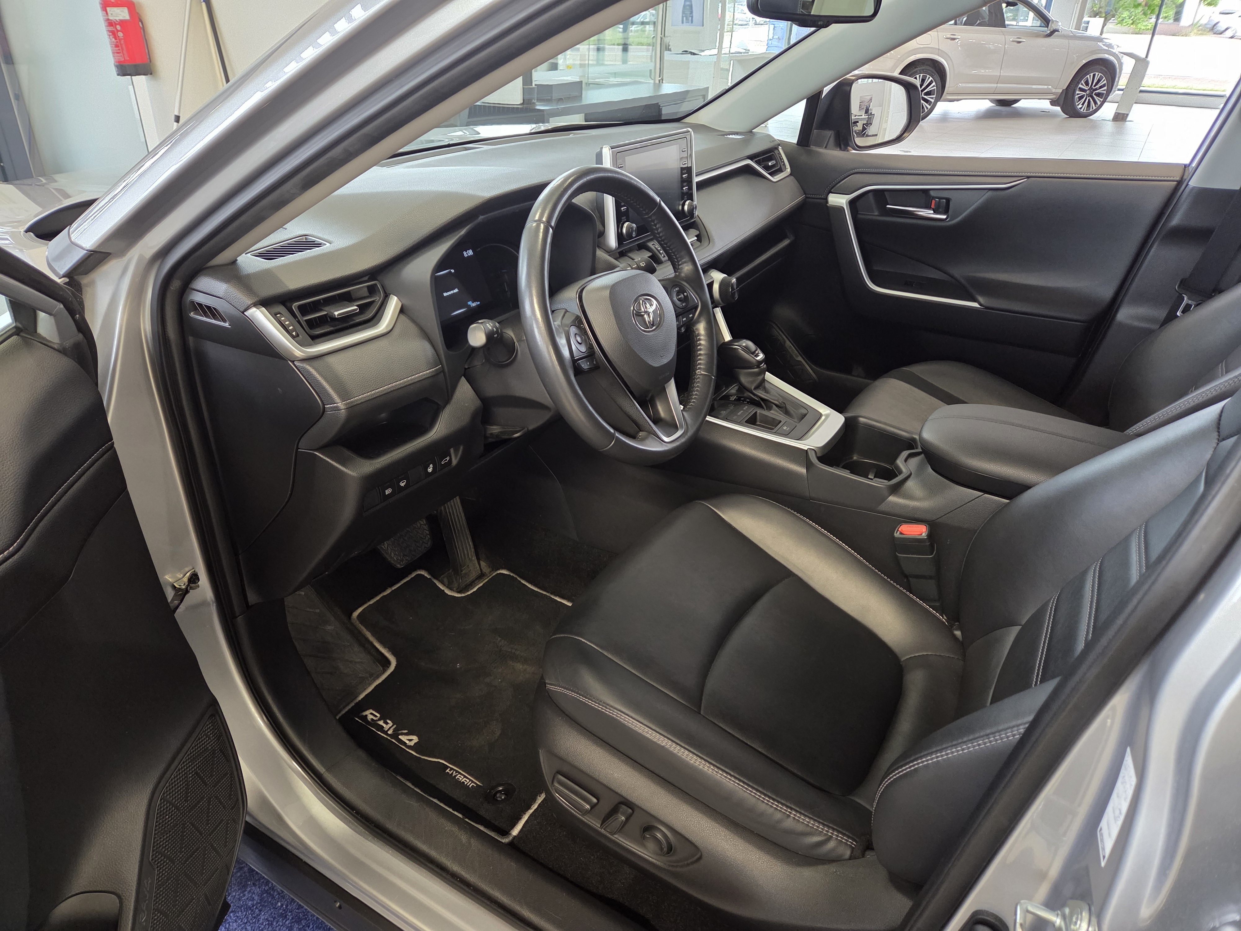 TOYOTA RAV4 2022