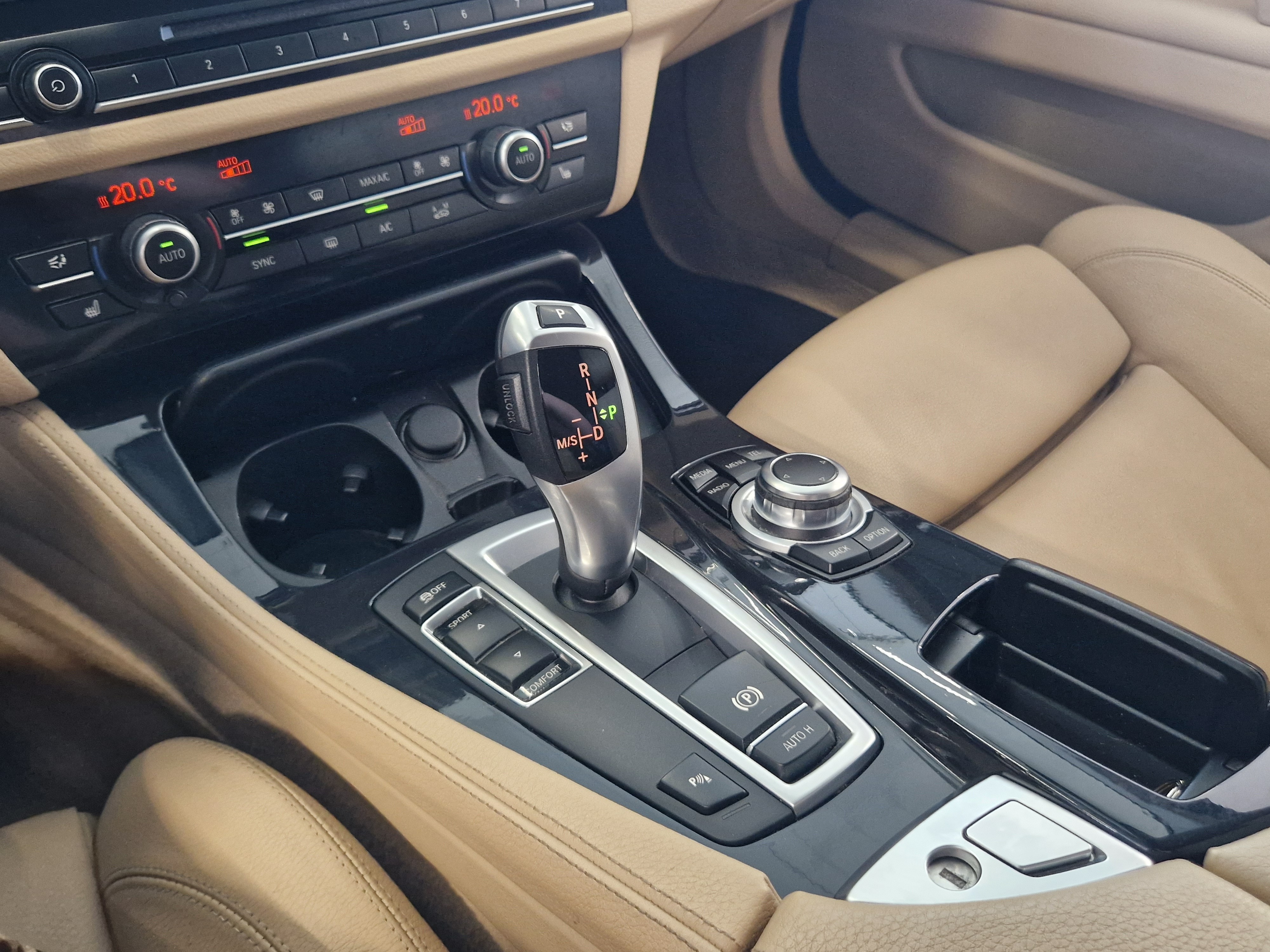 BMW 518 2016