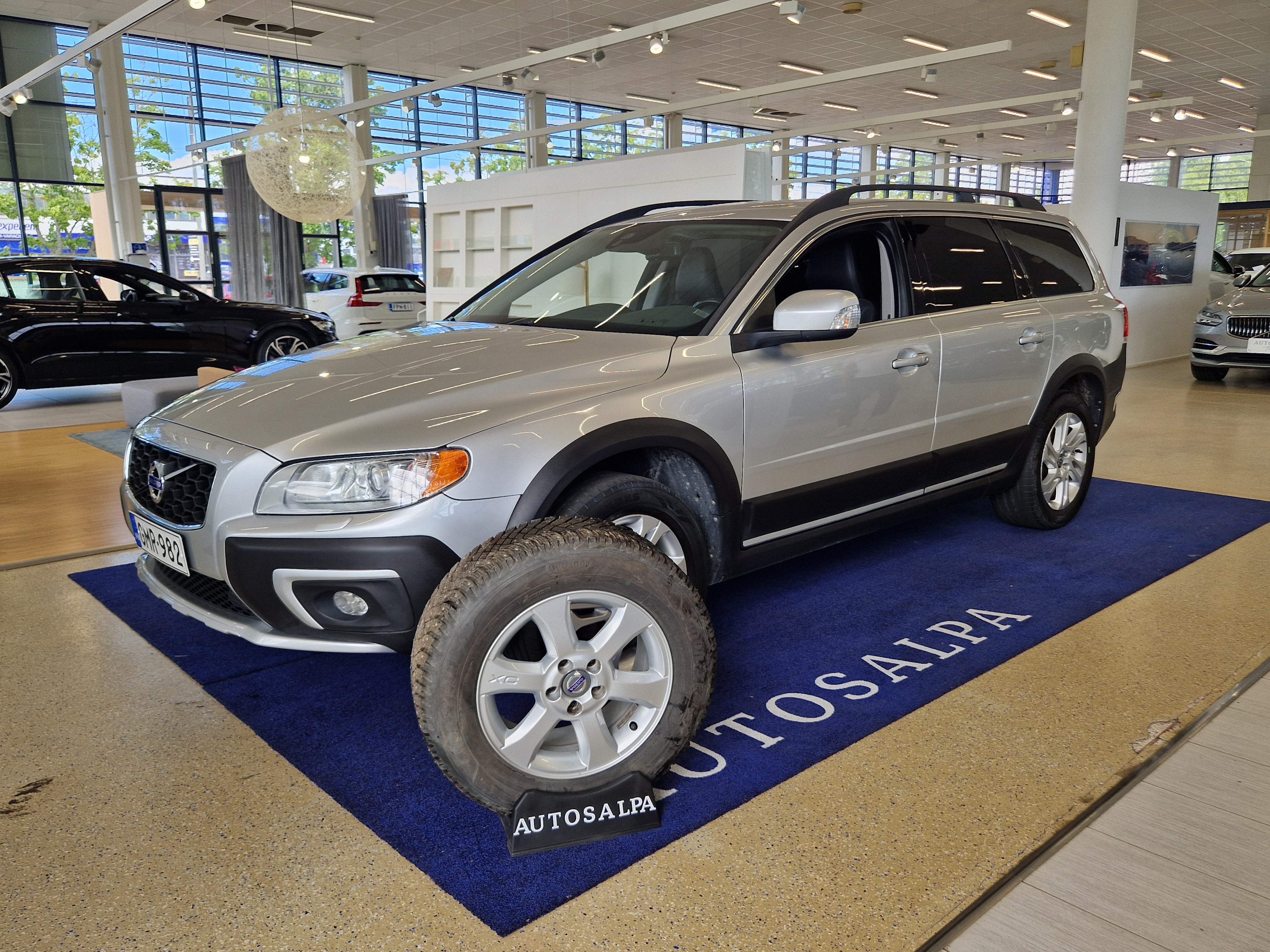 VOLVO XC70 2014