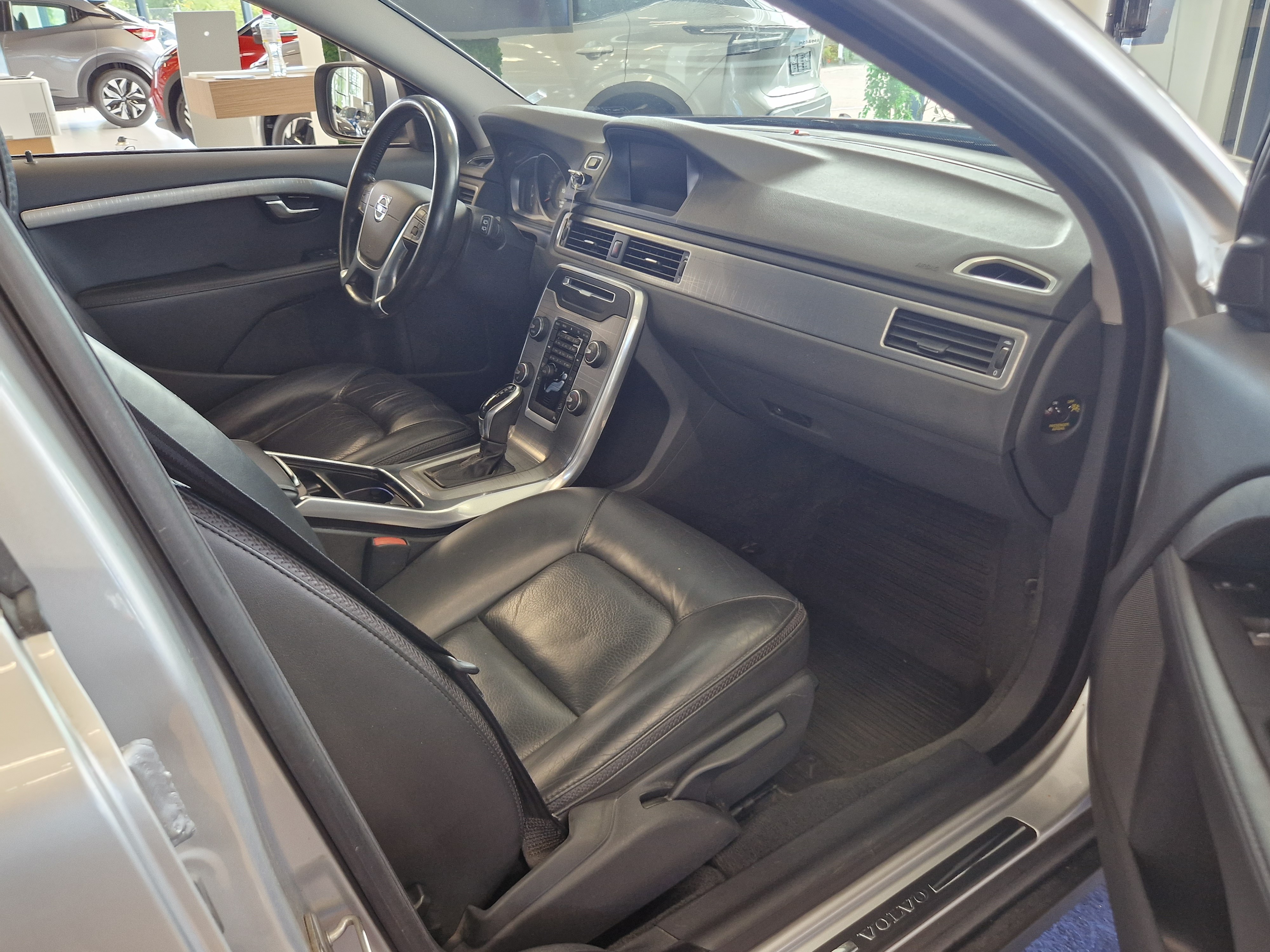 VOLVO XC70 2014
