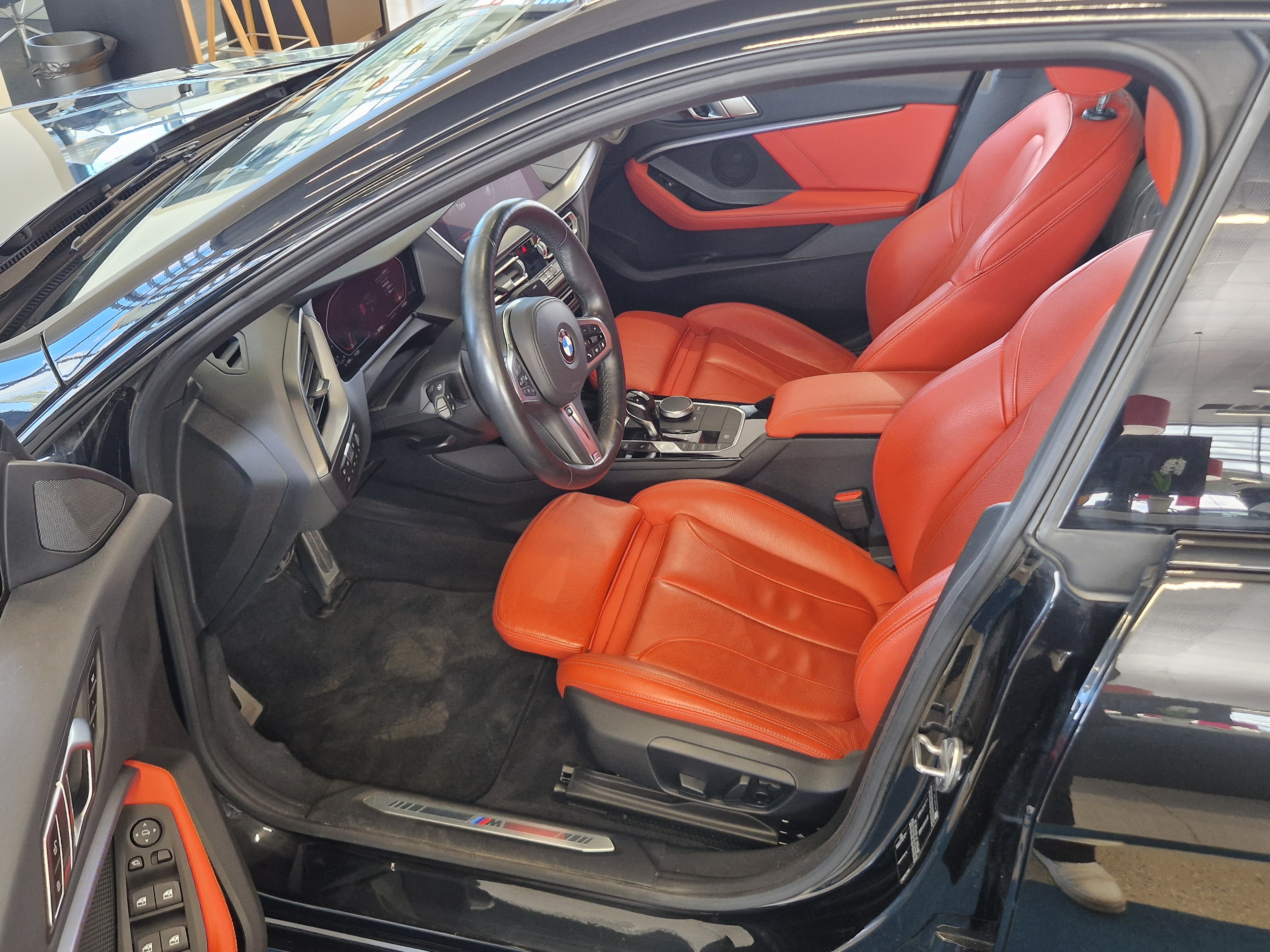 BMW 218 2021