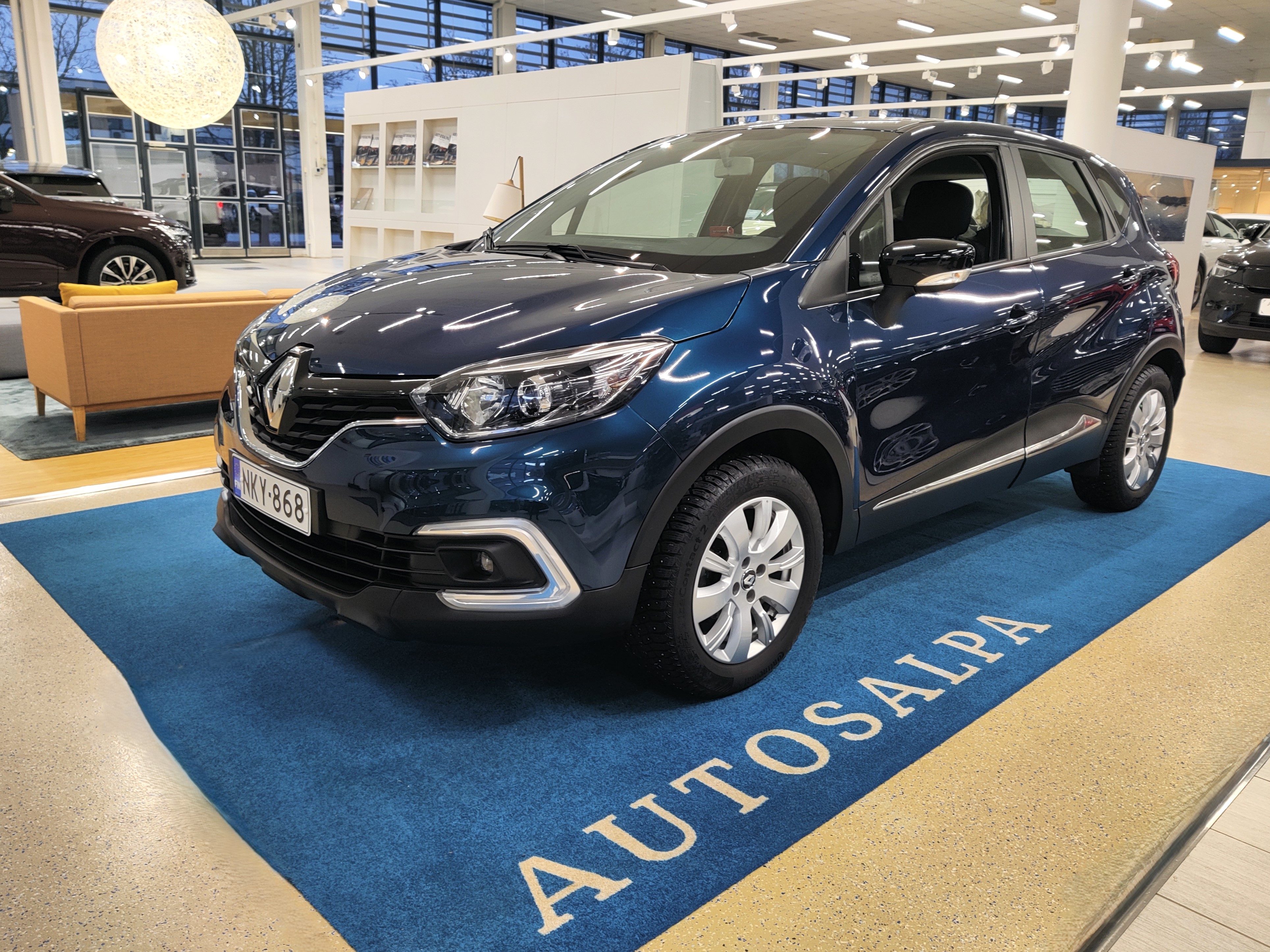 RENAULT Captur 2017