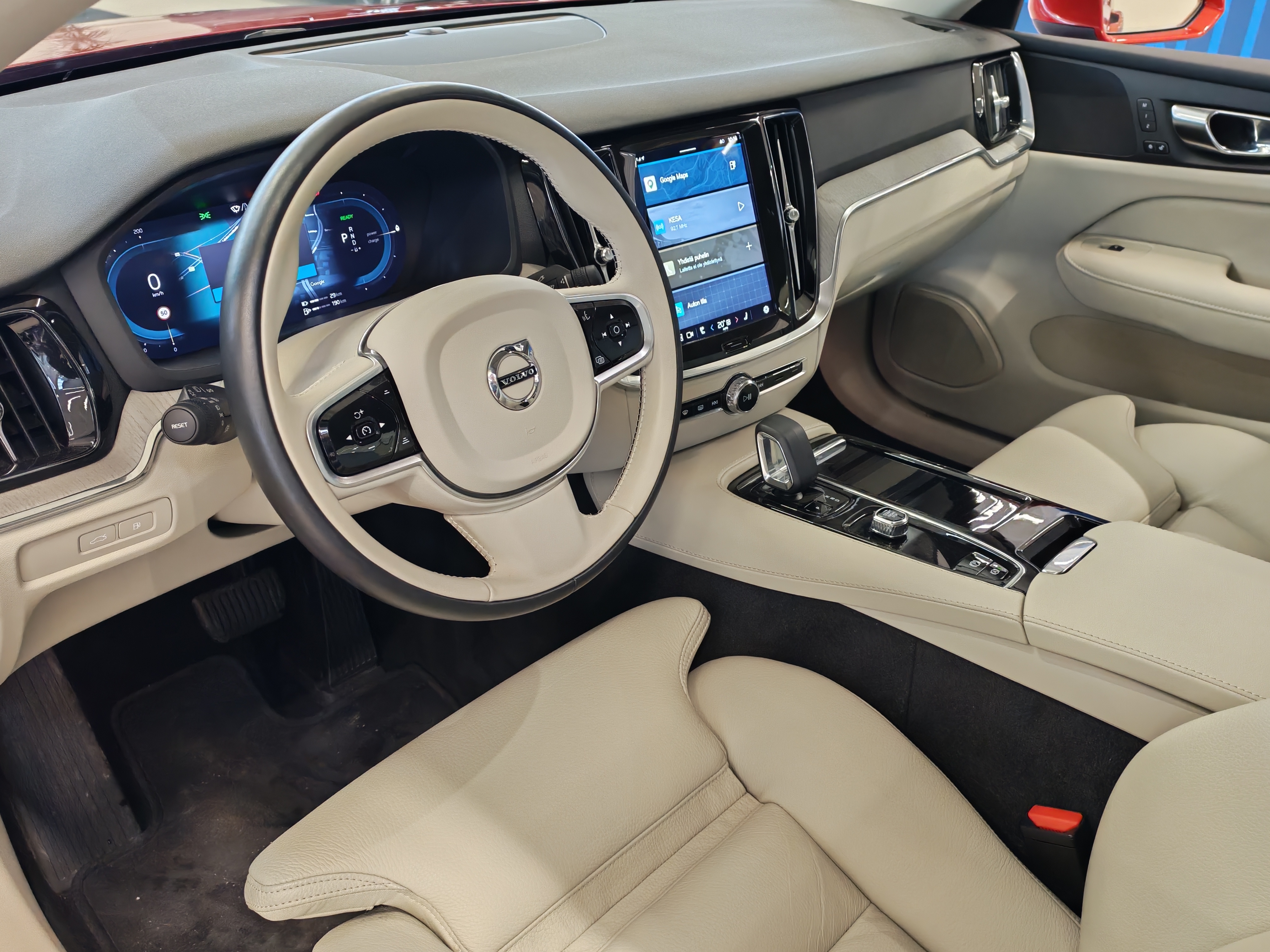 VOLVO S60 2023