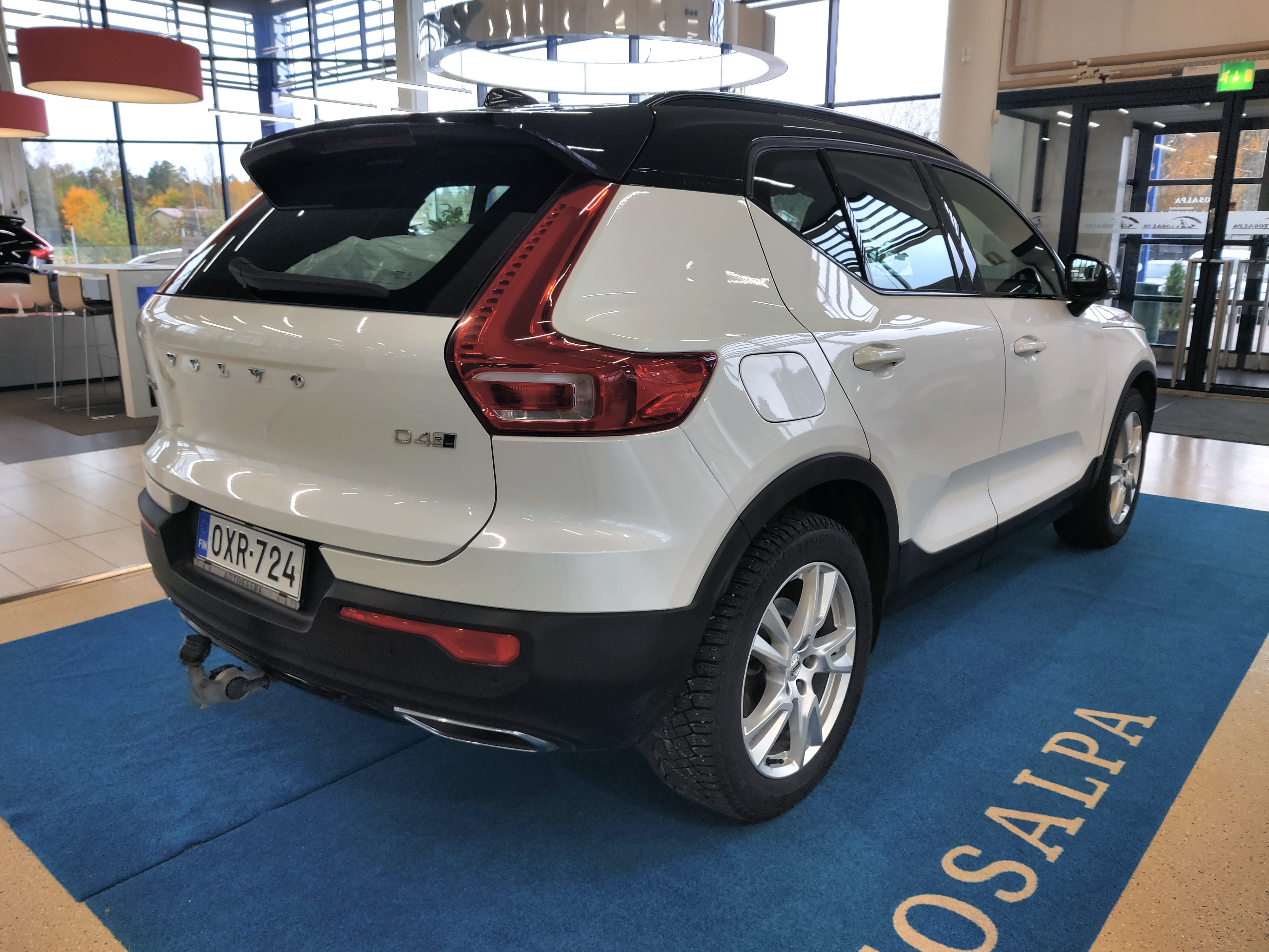 VOLVO XC40 2019