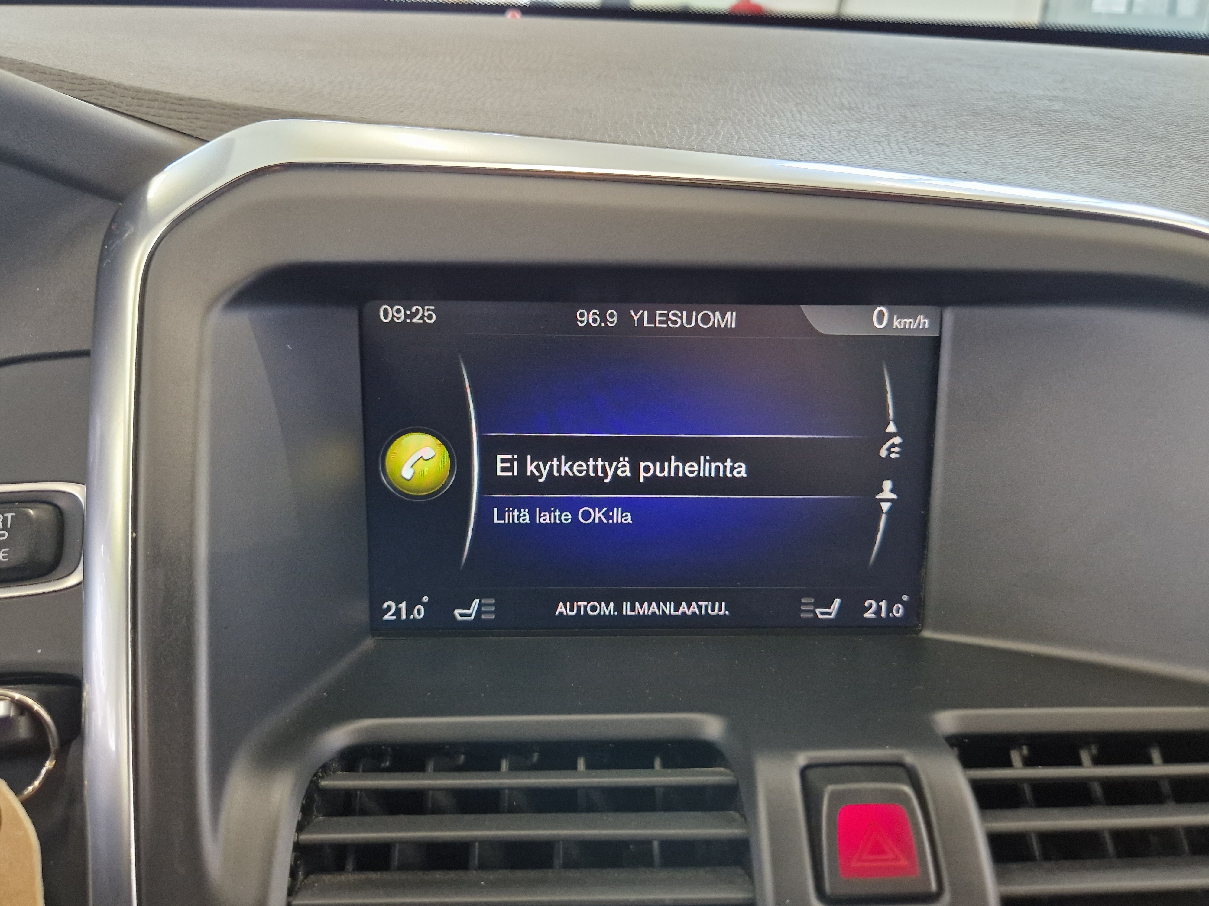 VOLVO XC60 2017
