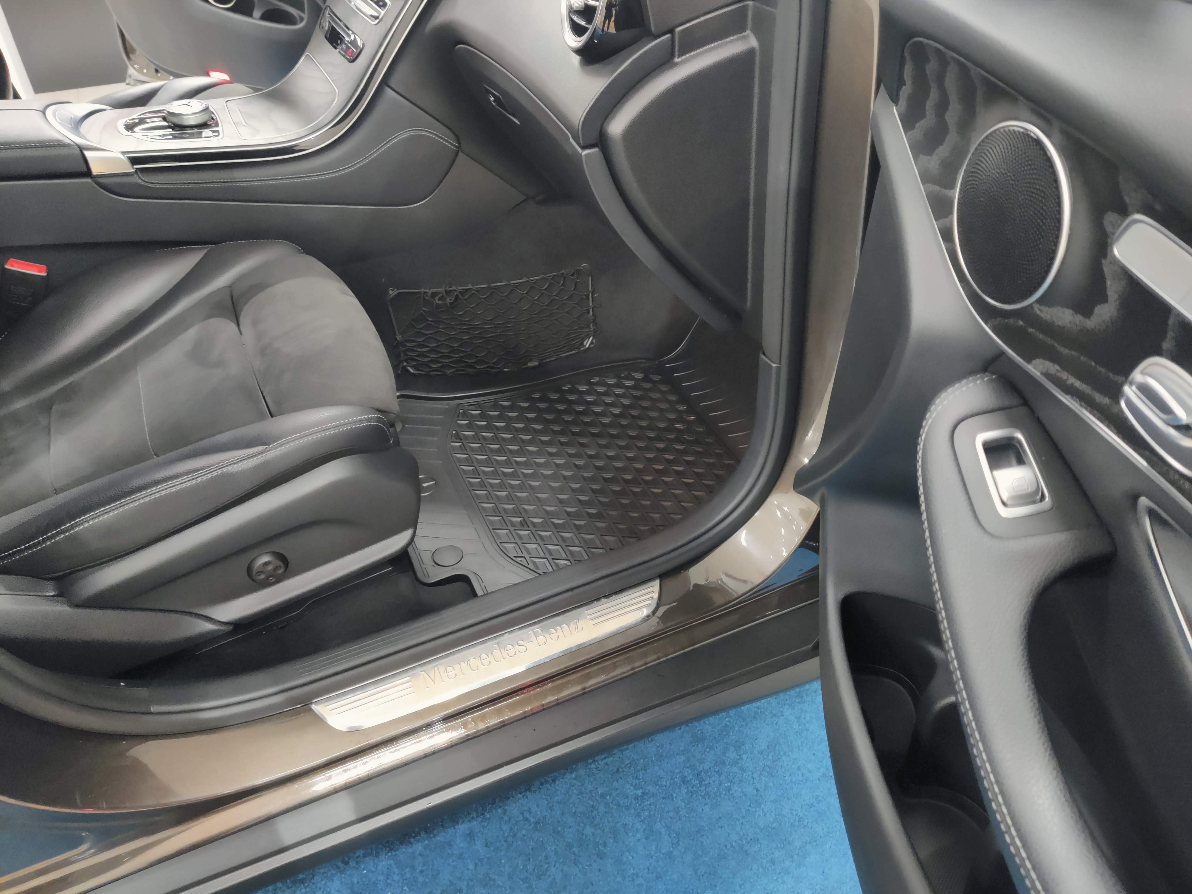 MERCEDES-BENZ GLC 2017