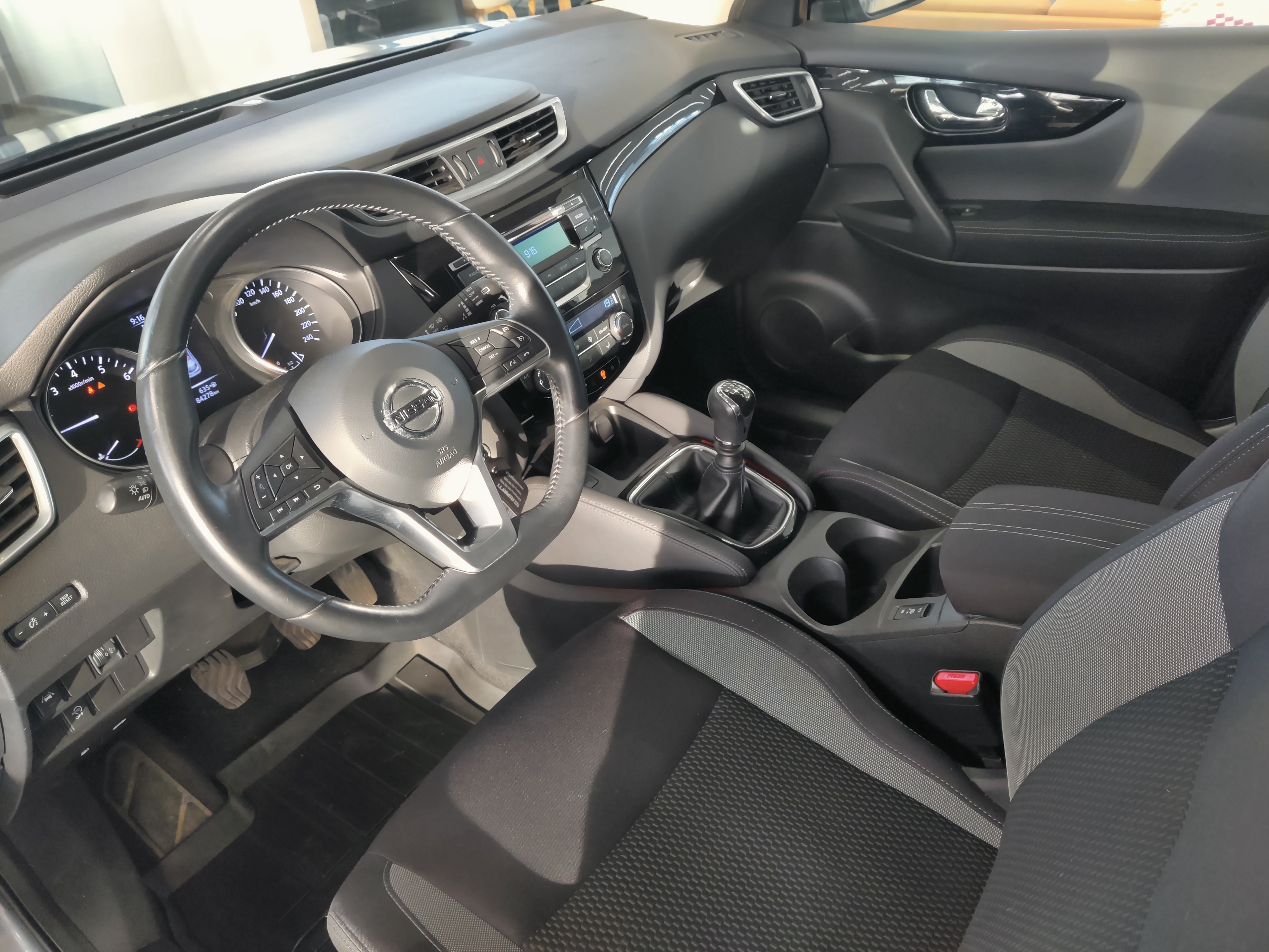 NISSAN Qashqai 2018