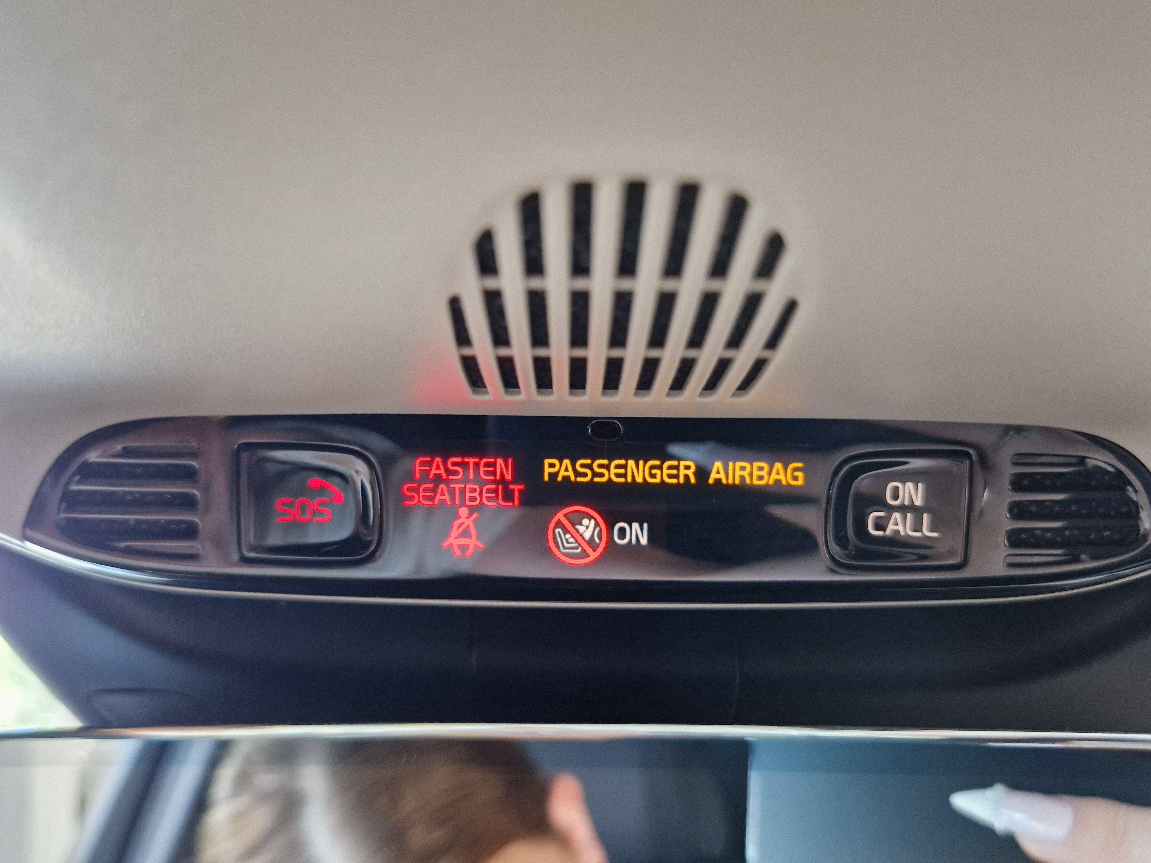 VOLVO XC40 2021