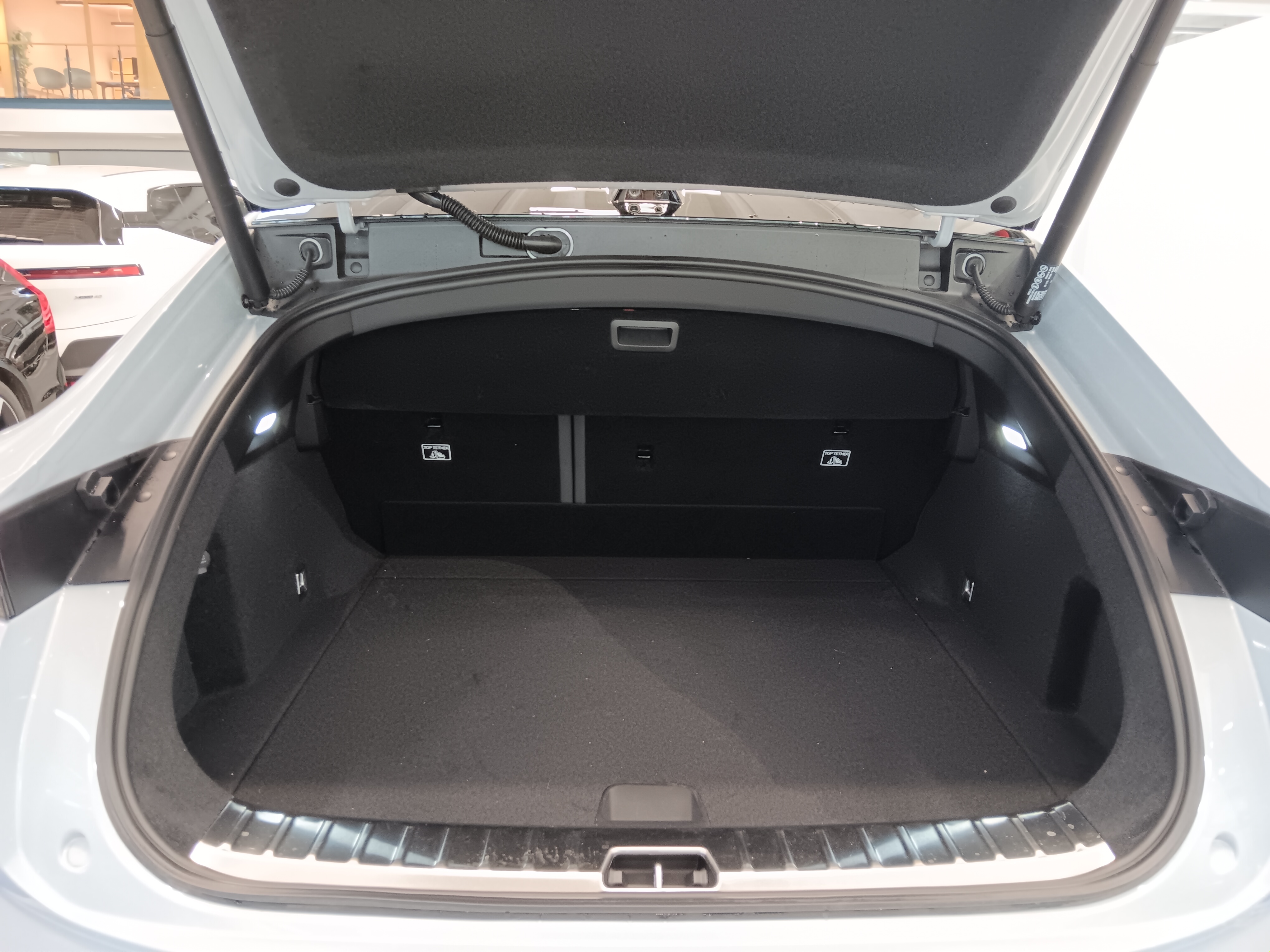POLESTAR 4 2026