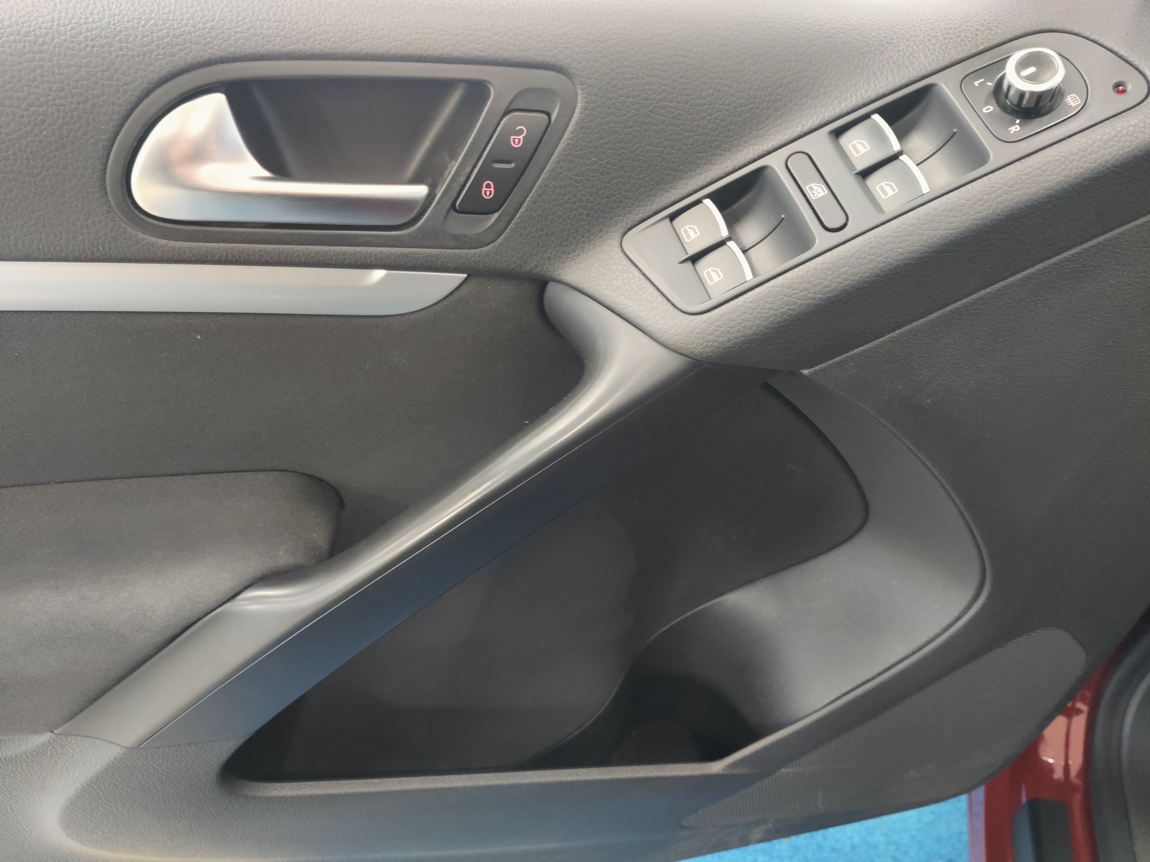 VOLKSWAGEN Tiguan 2015