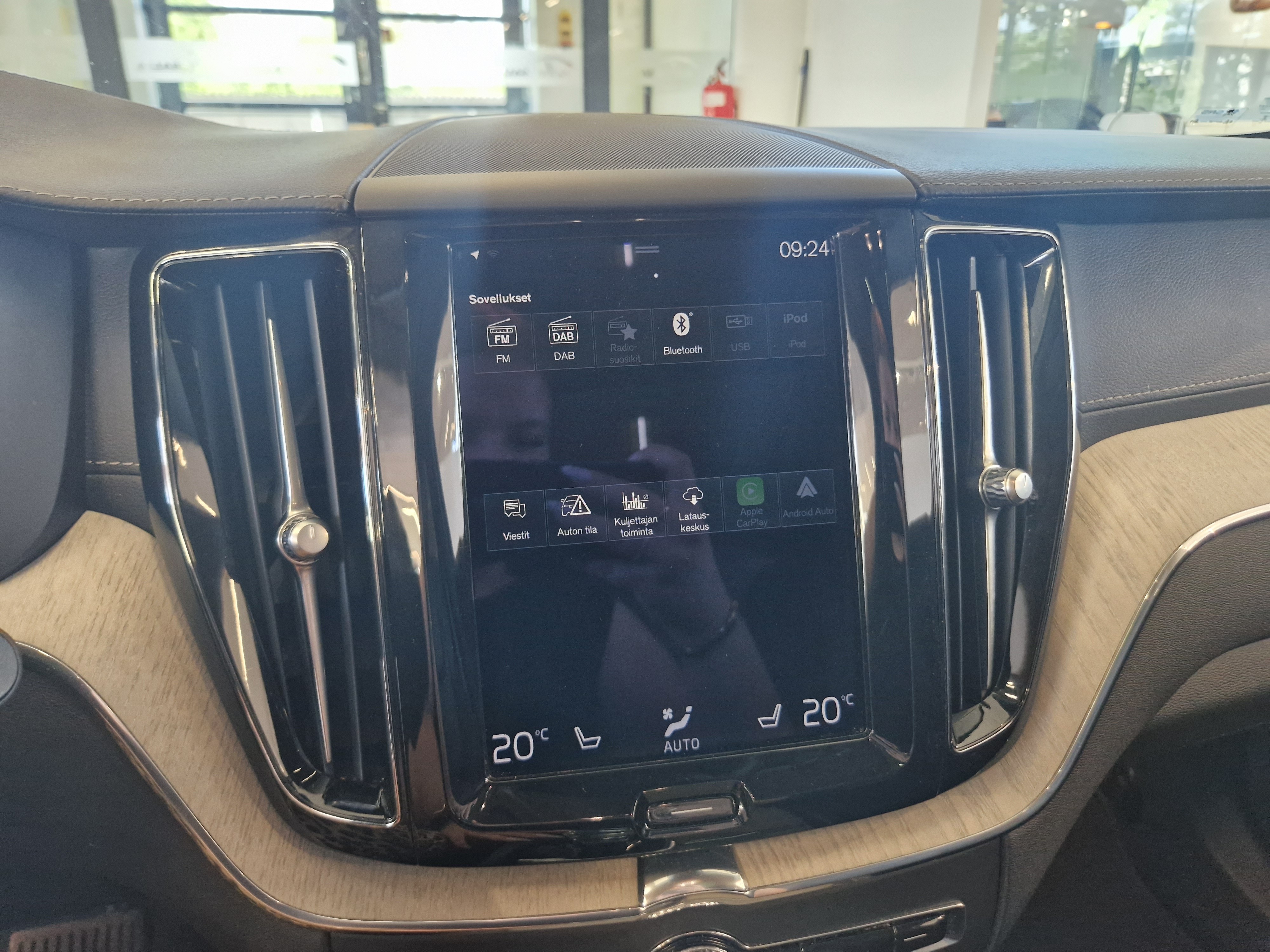 VOLVO XC60 2021