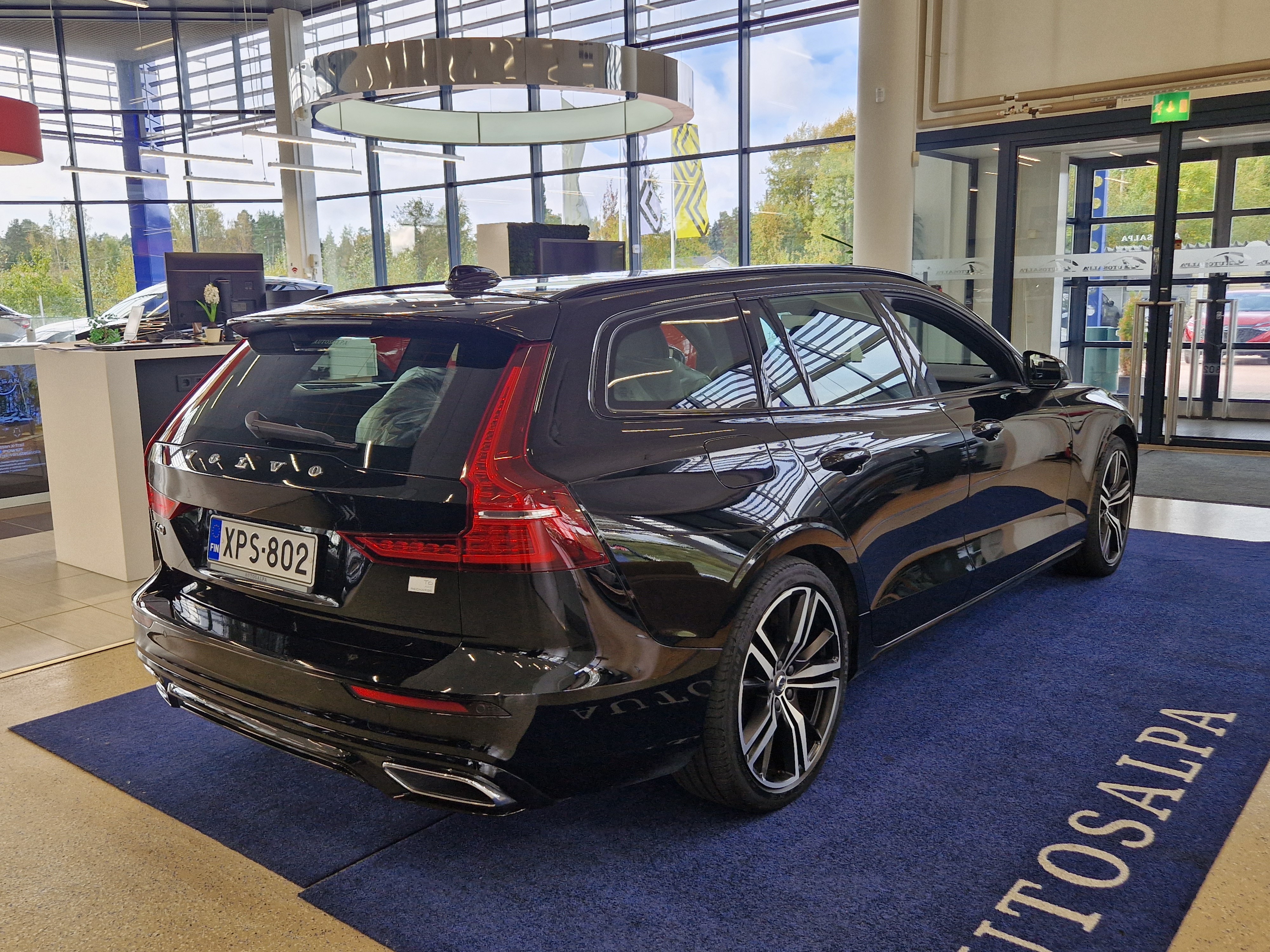 VOLVO V60 2022