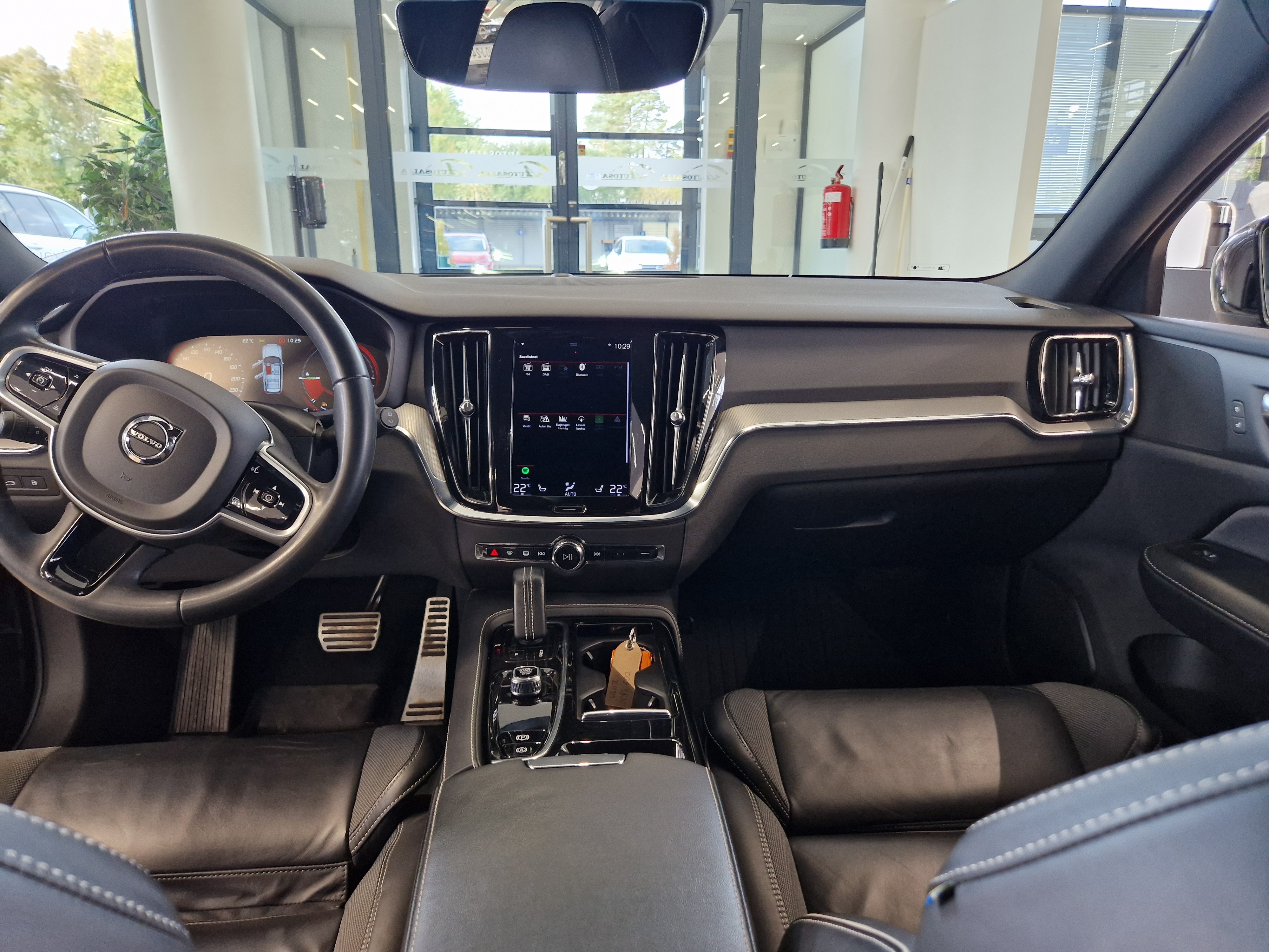 VOLVO V60 2022